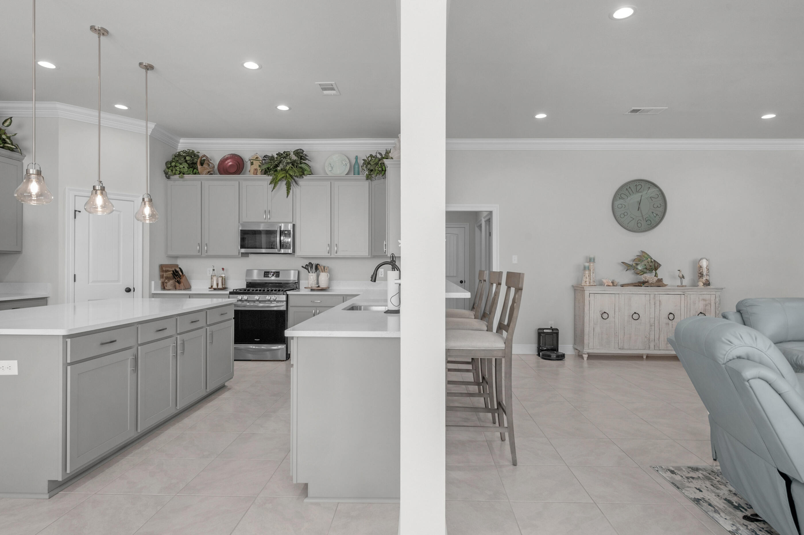 THE BLUFFS AT LAFAYETTE - Residential