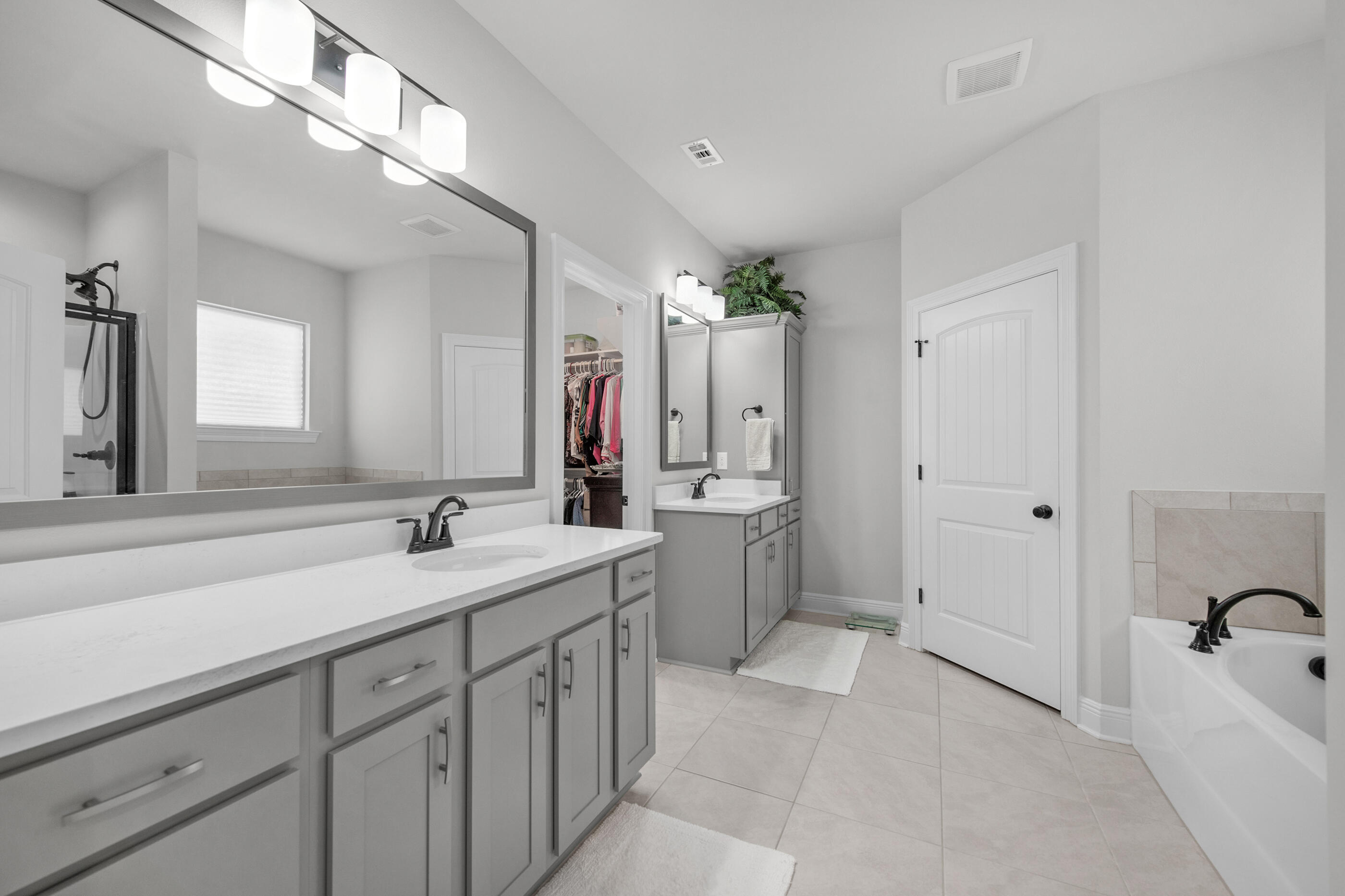 THE BLUFFS AT LAFAYETTE - Residential