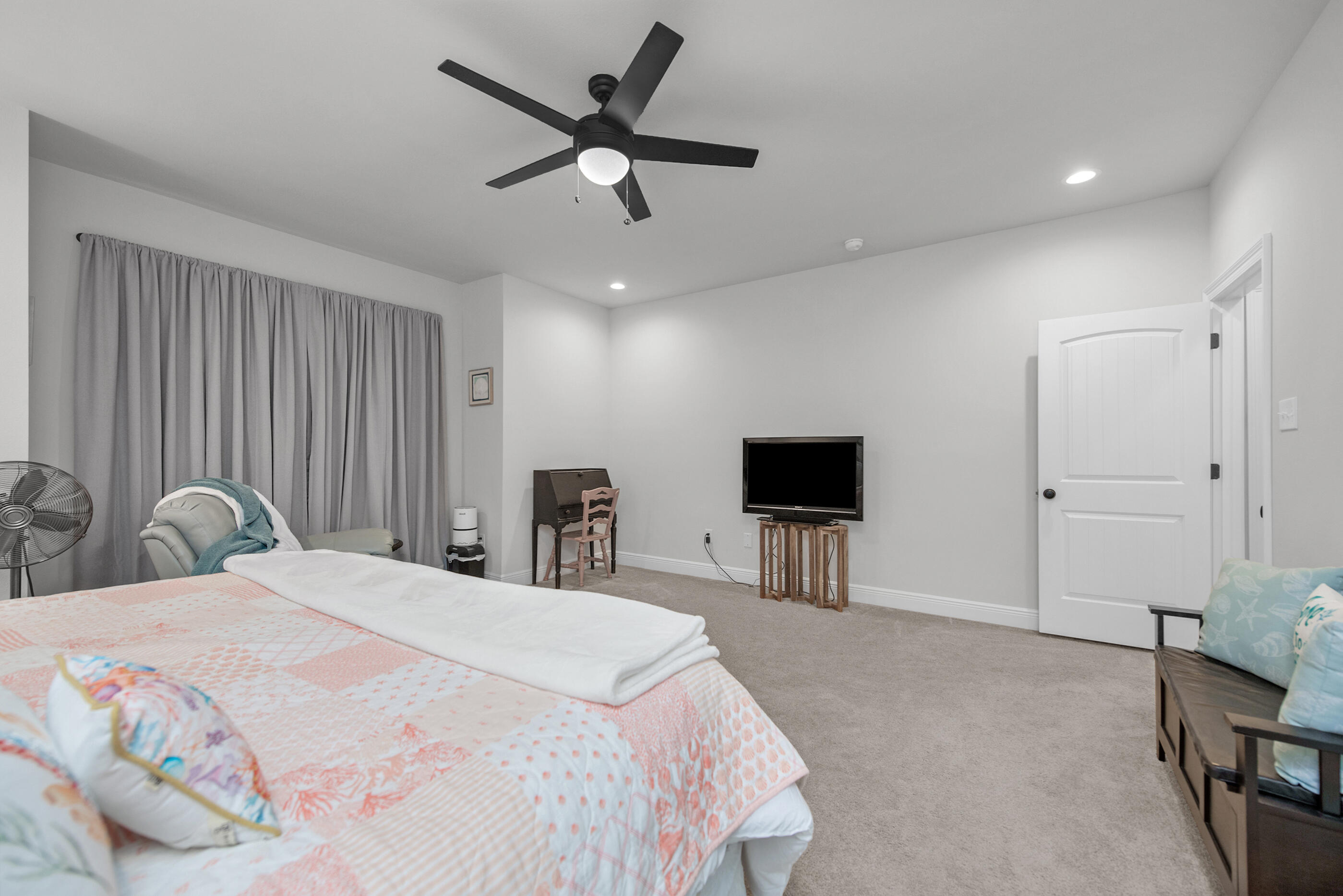 THE BLUFFS AT LAFAYETTE - Residential