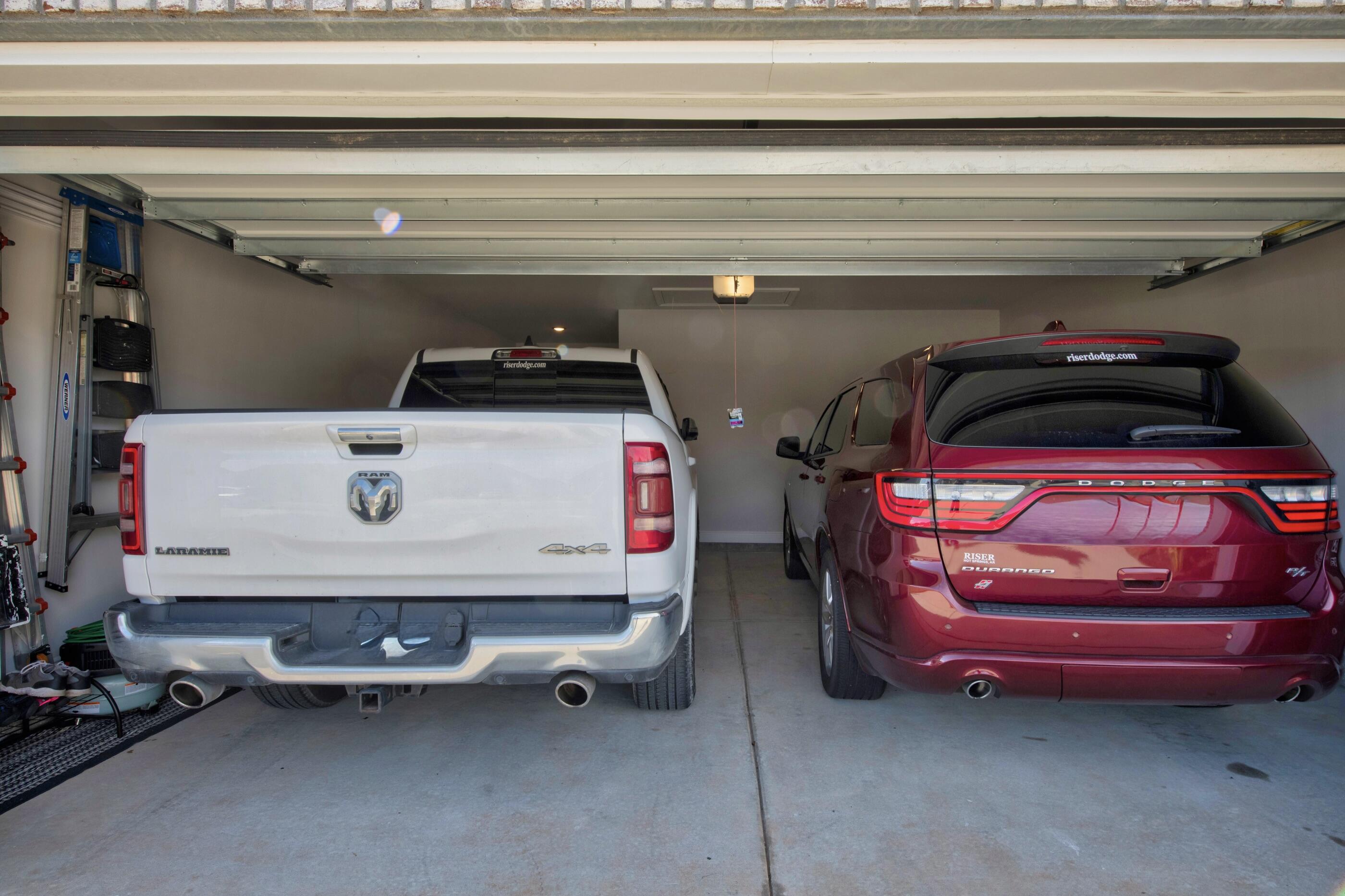 THE BLUFFS AT LAFAYETTE - Residential