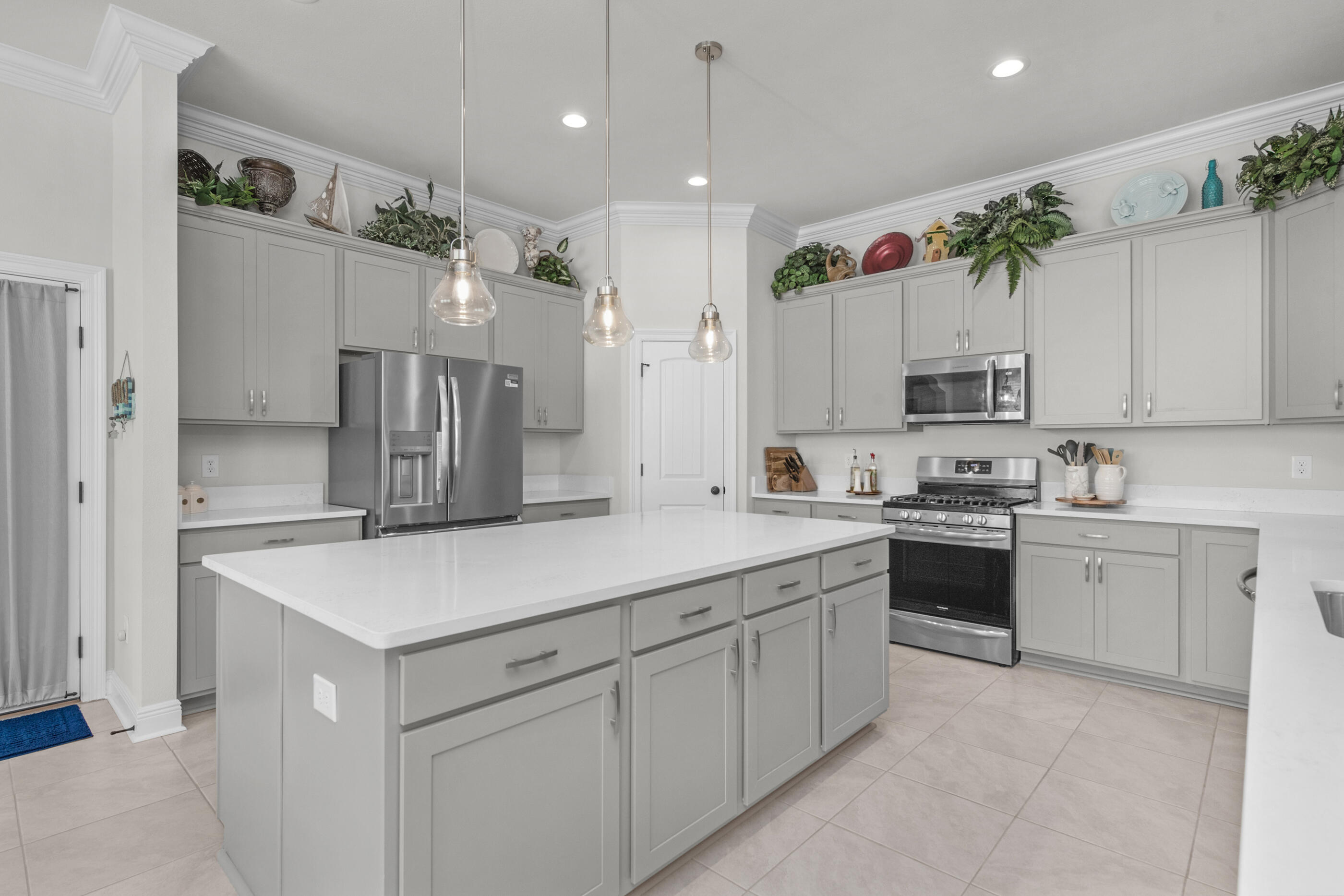 THE BLUFFS AT LAFAYETTE - Residential