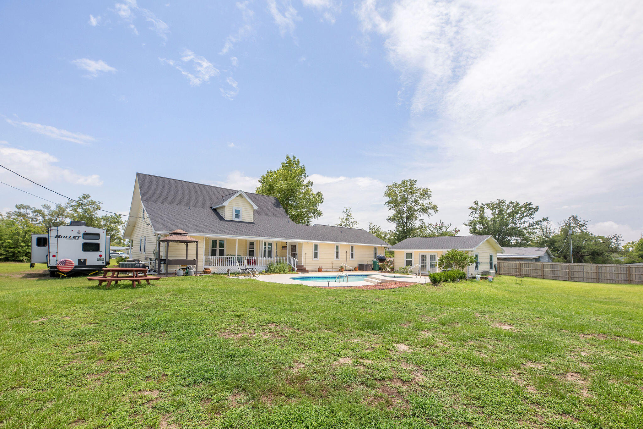 KINGSWOOD S/D - Residential