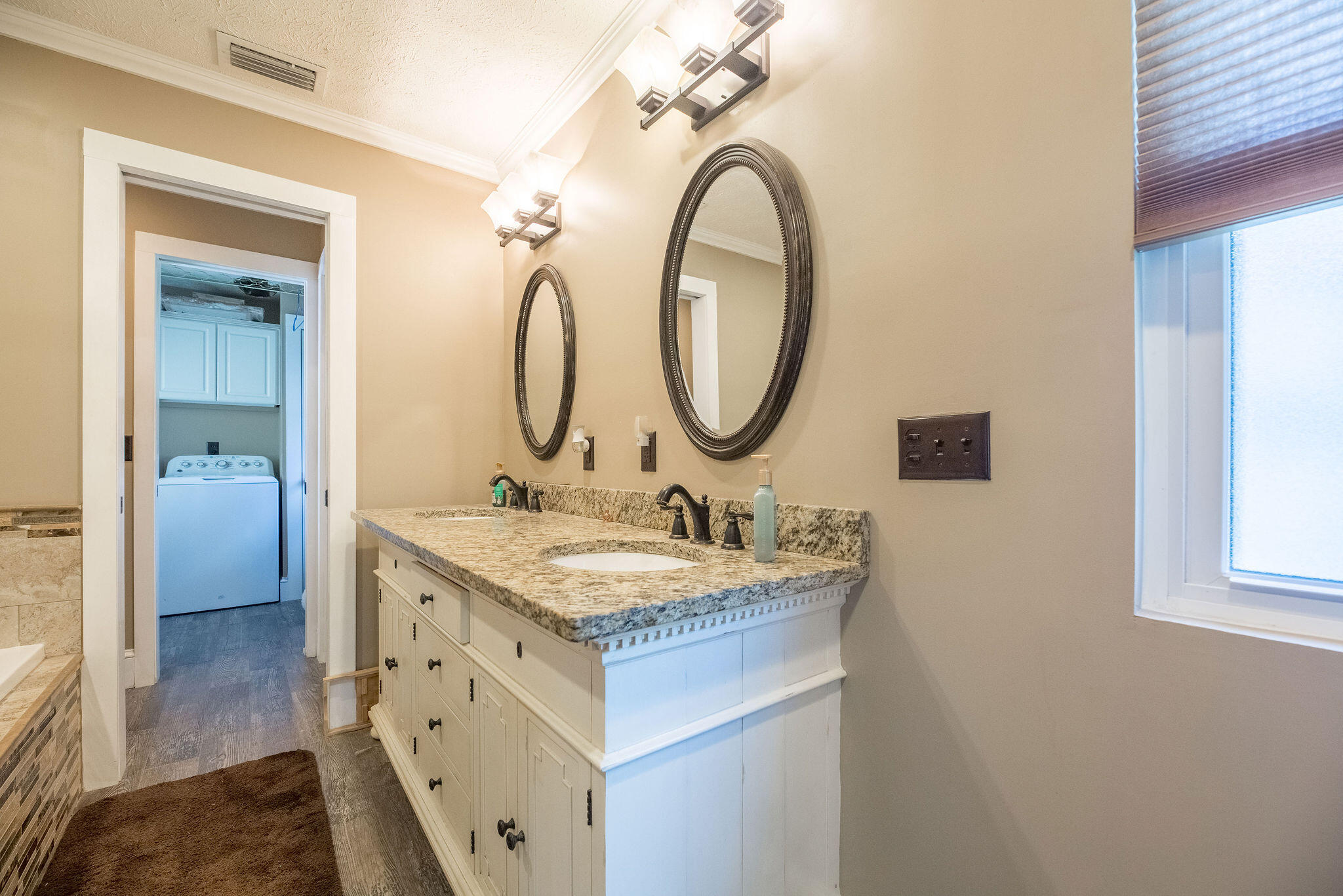 KINGSWOOD S/D - Residential