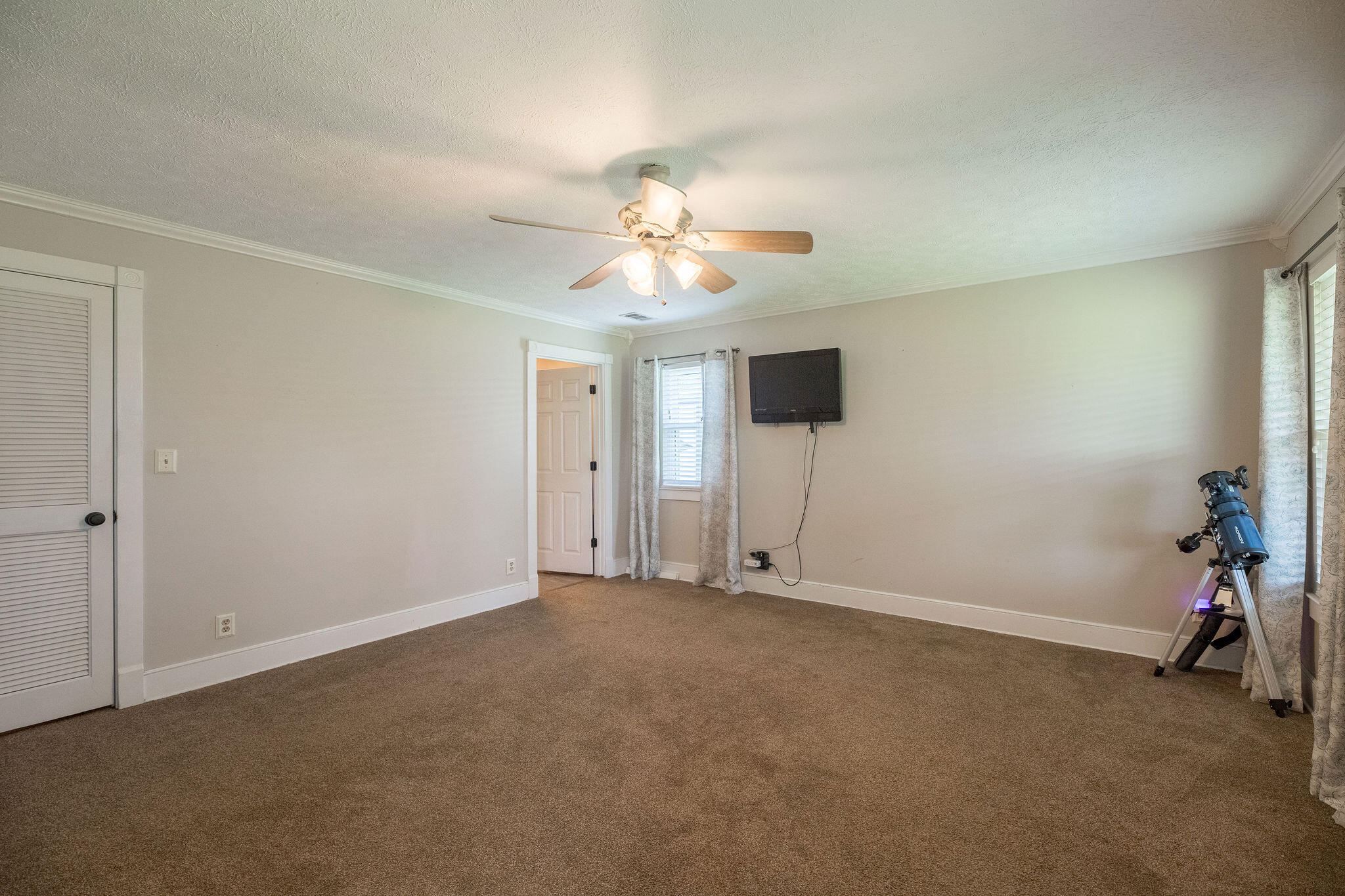 KINGSWOOD S/D - Residential