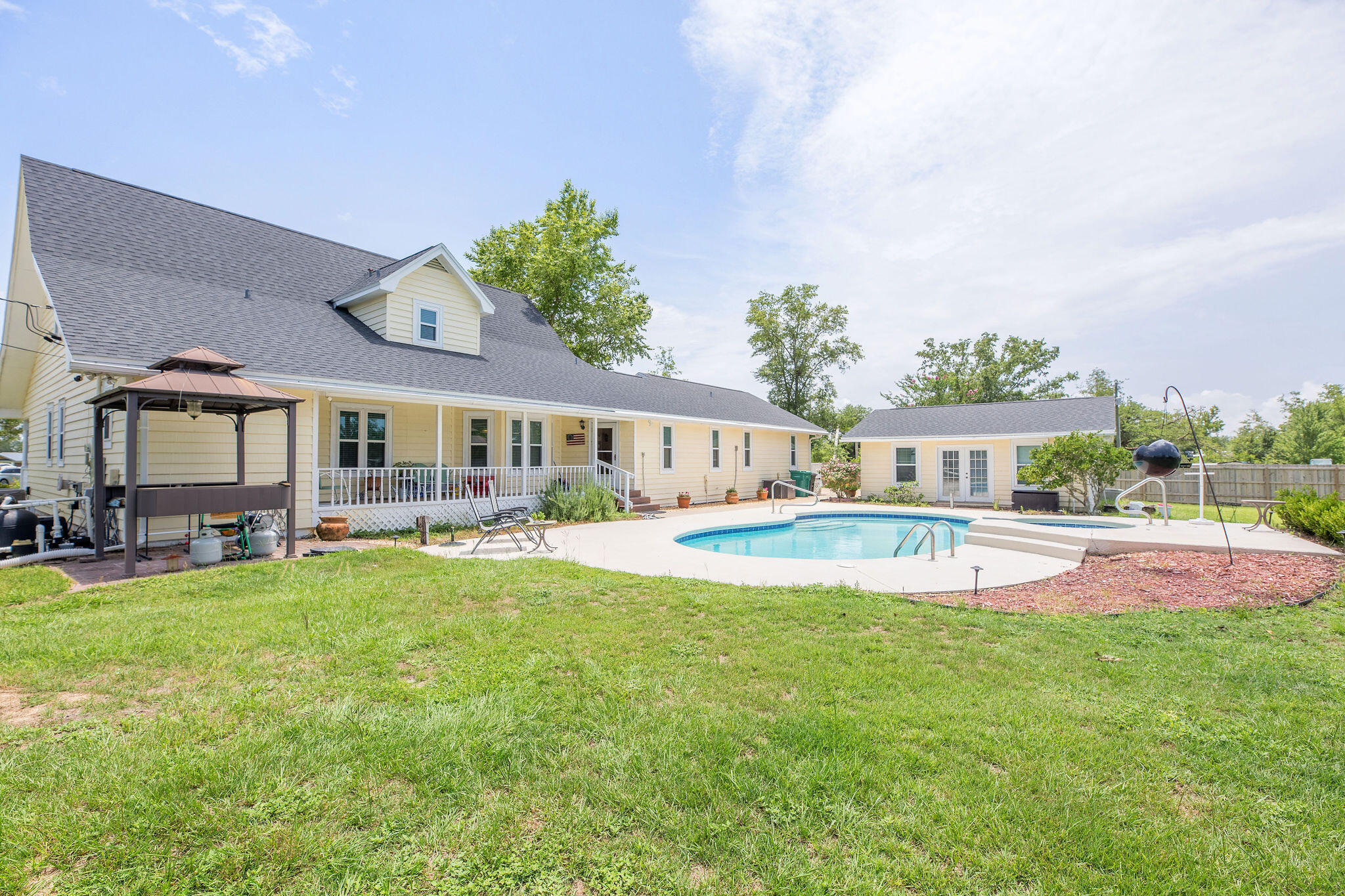 KINGSWOOD S/D - Residential