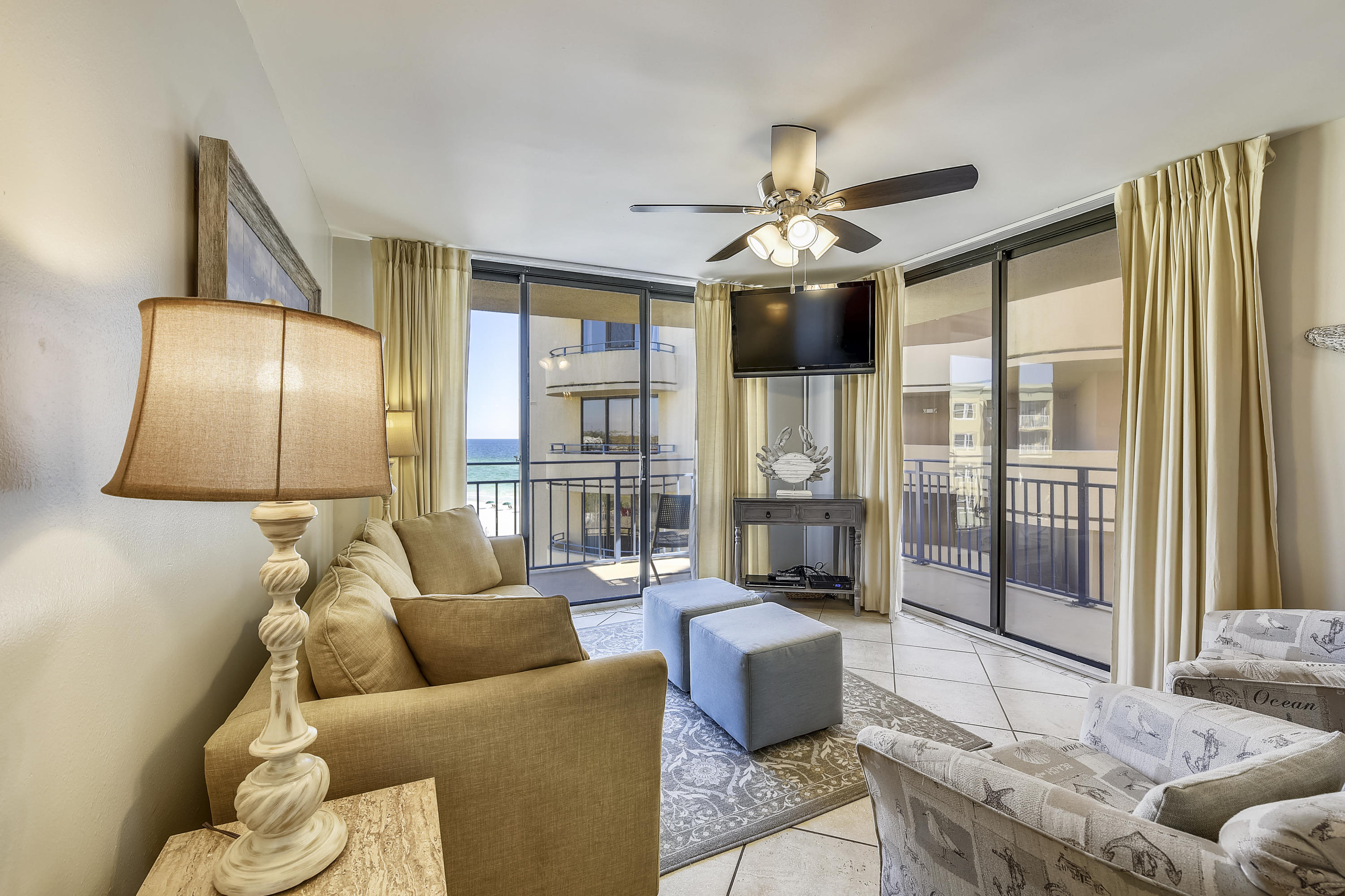 NAUTILUS CONDO - Residential