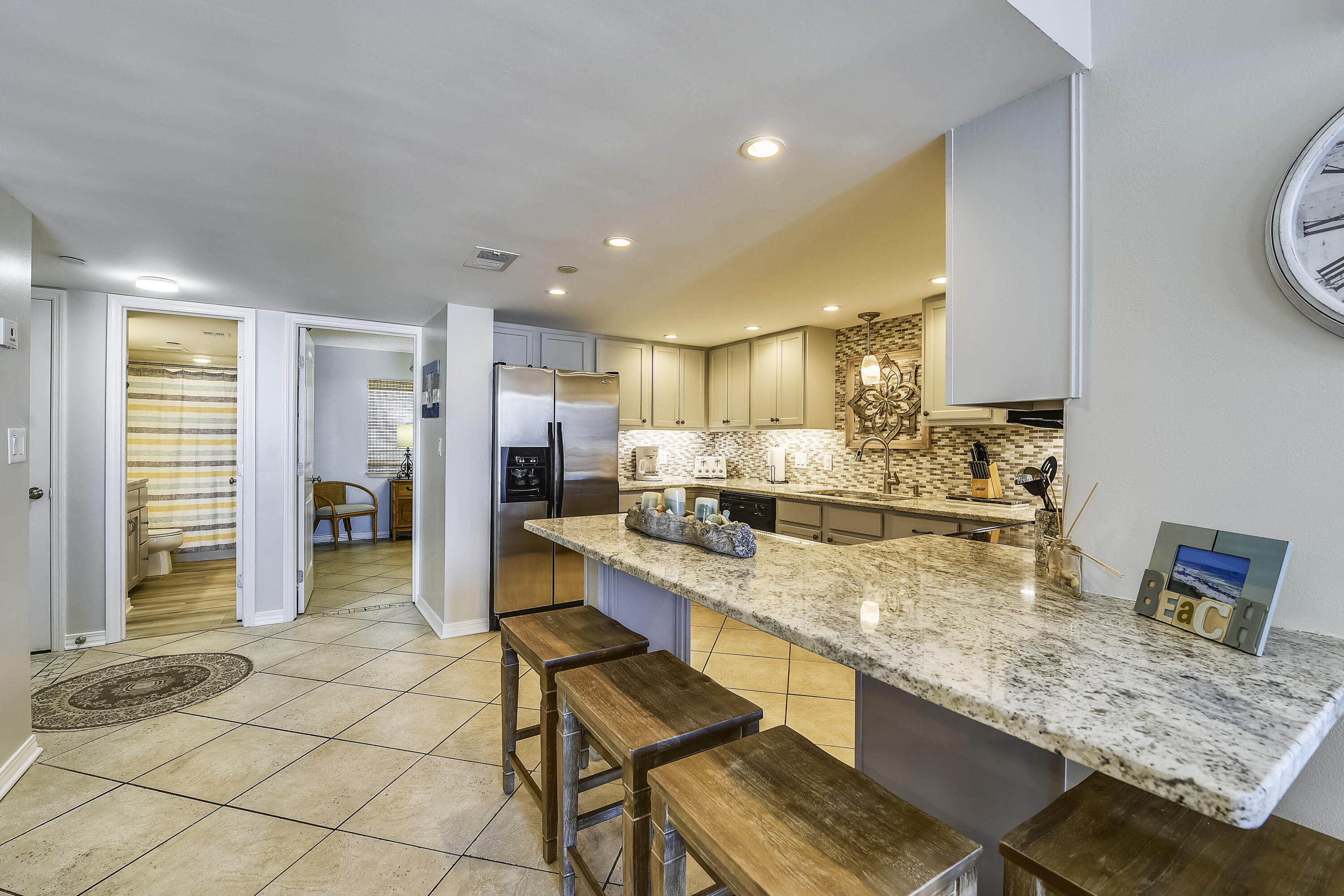 NAUTILUS CONDO - Residential