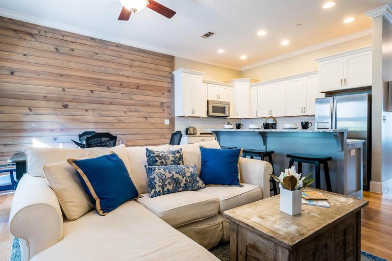 SUMMER PLACE - Residential