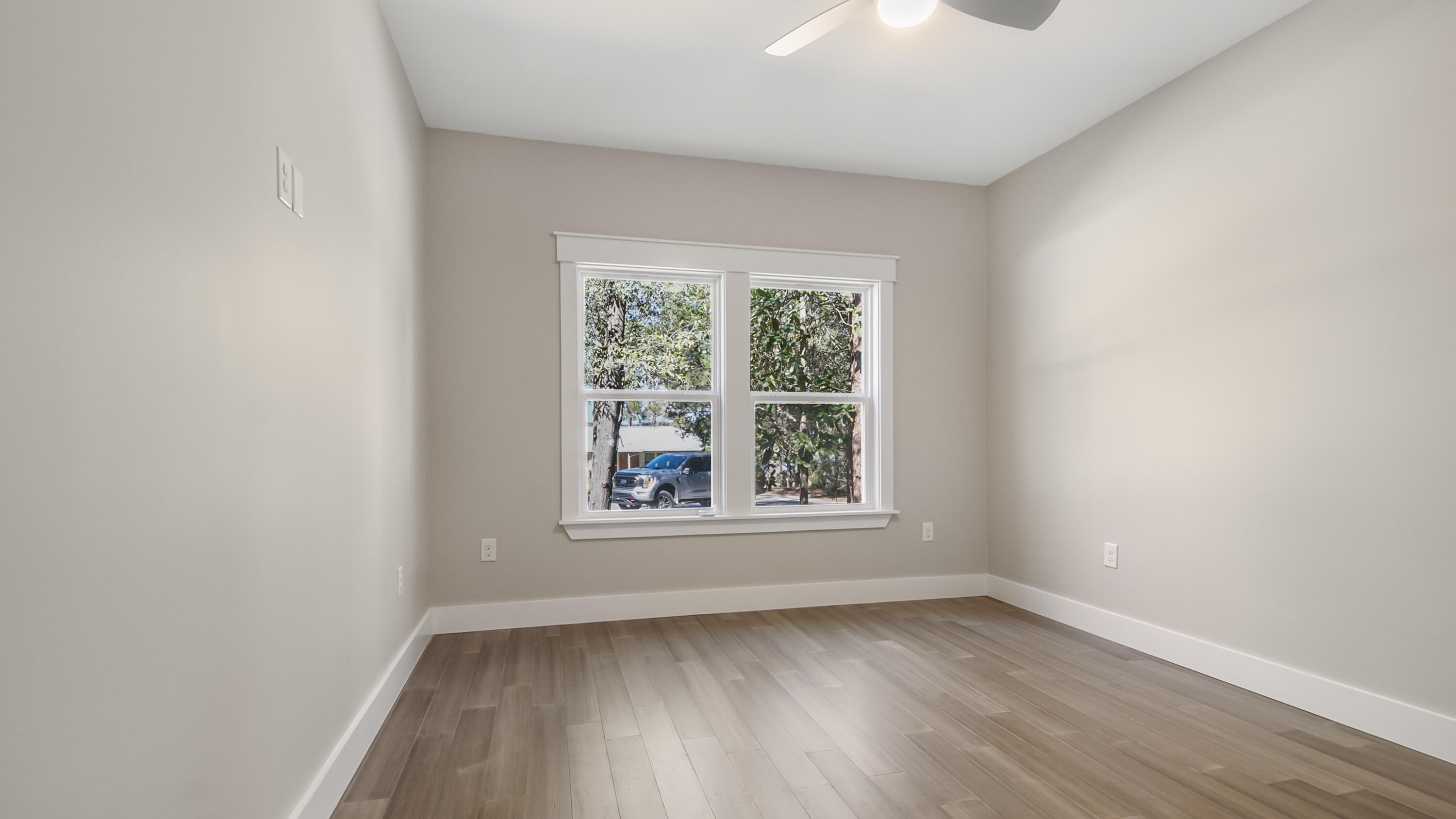 LAKE JUNIPER ESTATES - Residential