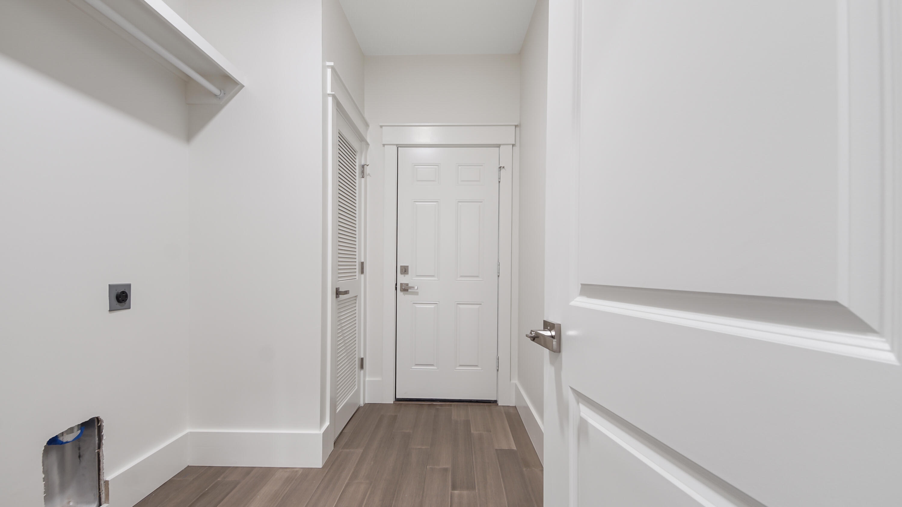 LAKE JUNIPER ESTATES - Residential