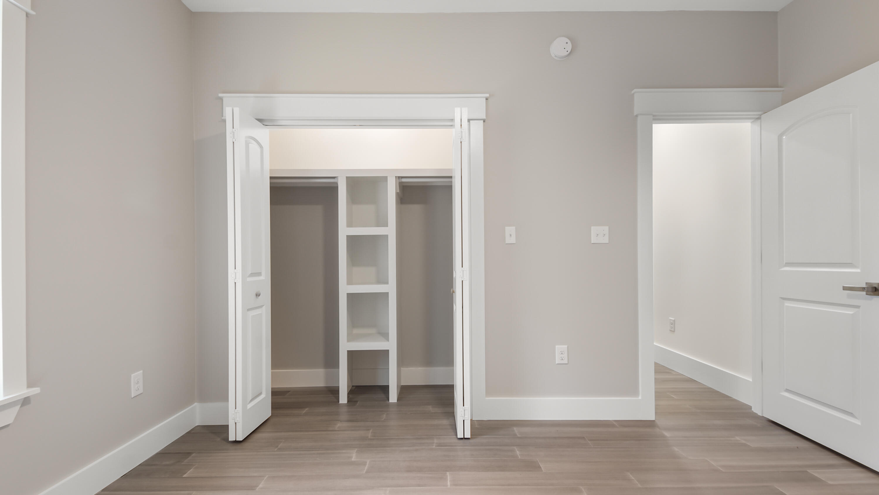 LAKE JUNIPER ESTATES - Residential