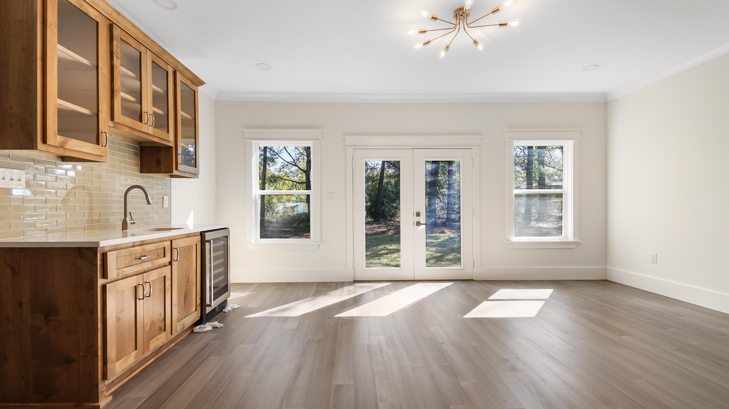 LAKE JUNIPER ESTATES - Residential