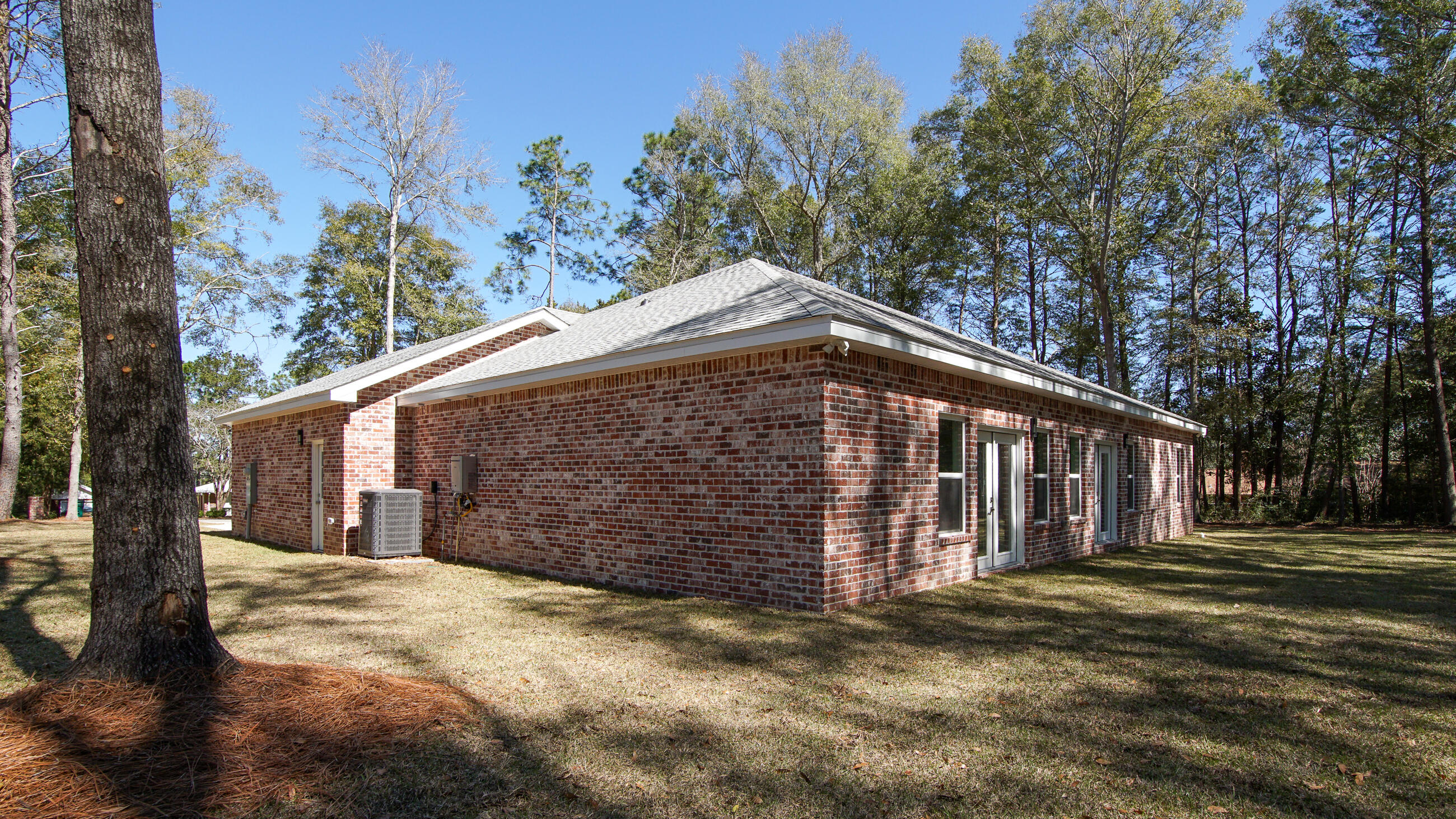 LAKE JUNIPER ESTATES - Residential