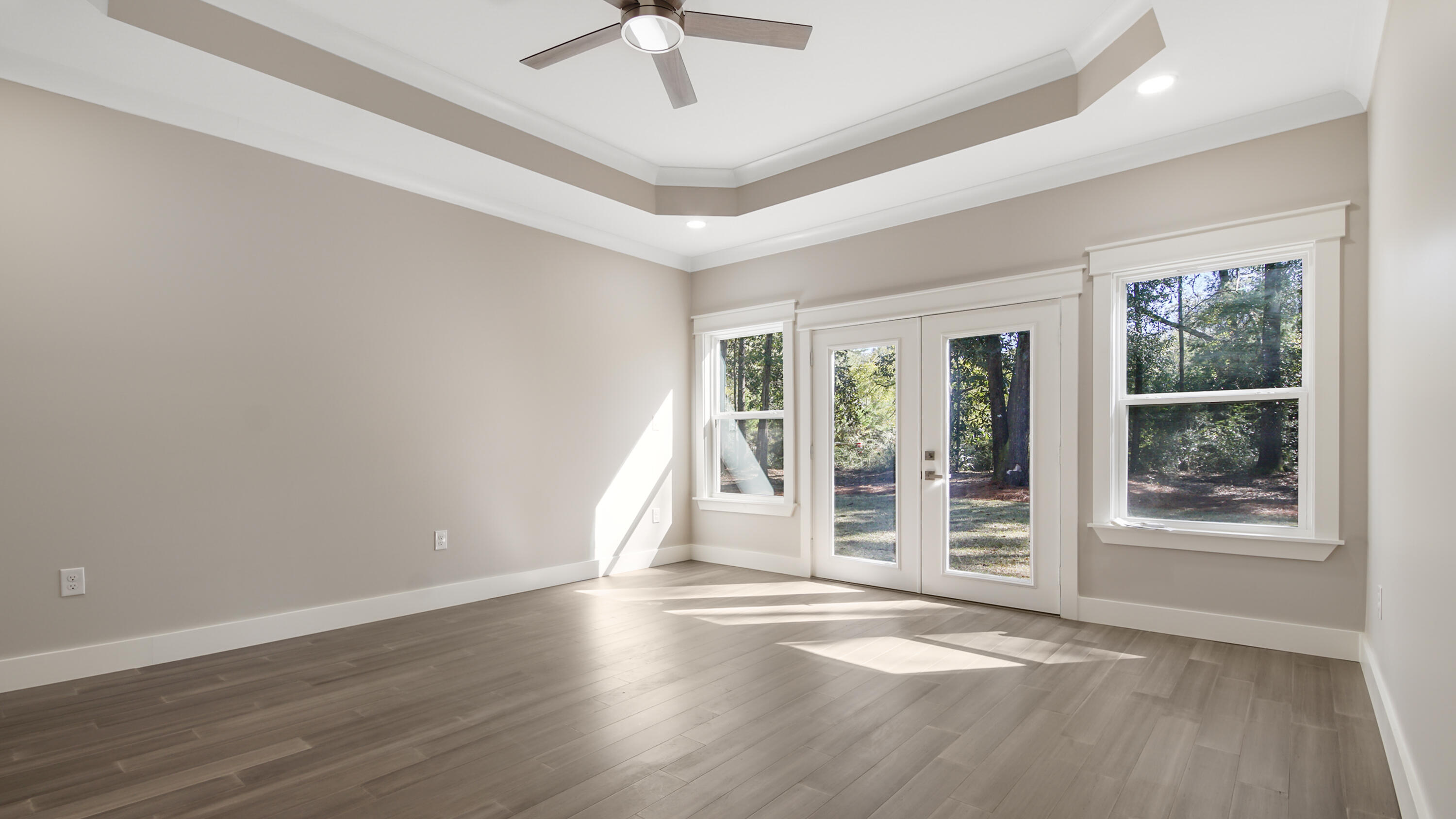 LAKE JUNIPER ESTATES - Residential