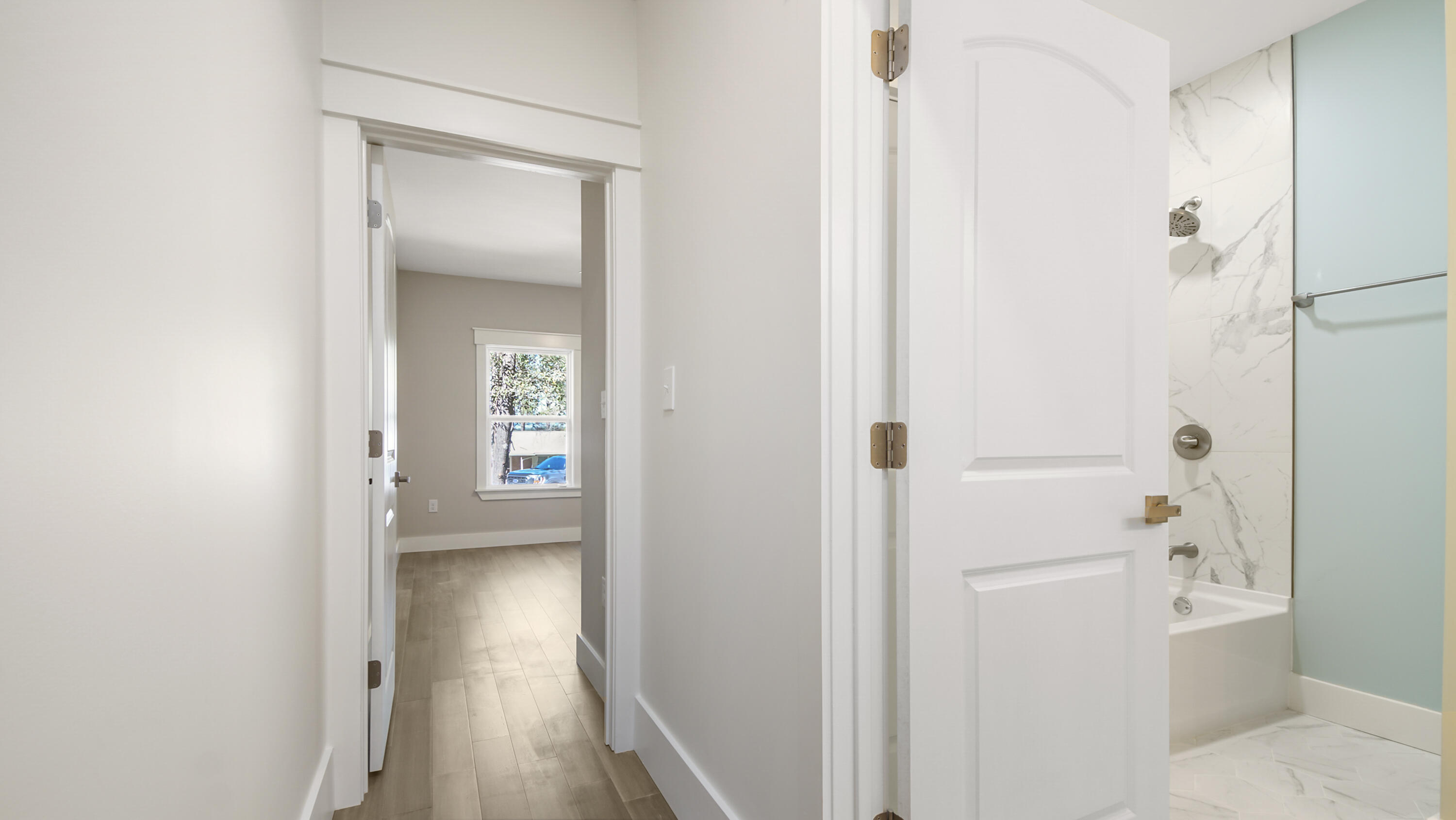 LAKE JUNIPER ESTATES - Residential