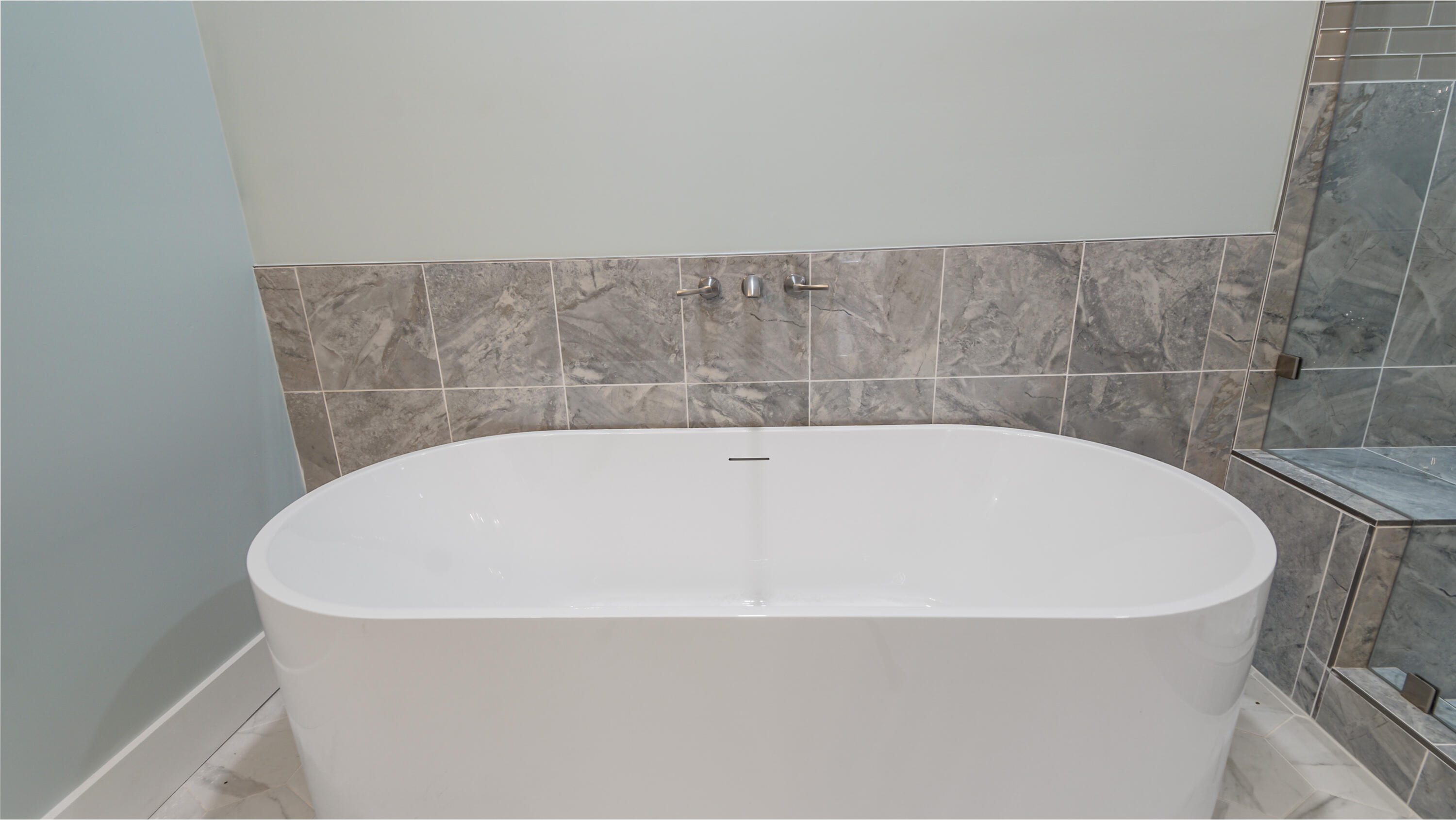 LAKE JUNIPER ESTATES - Residential