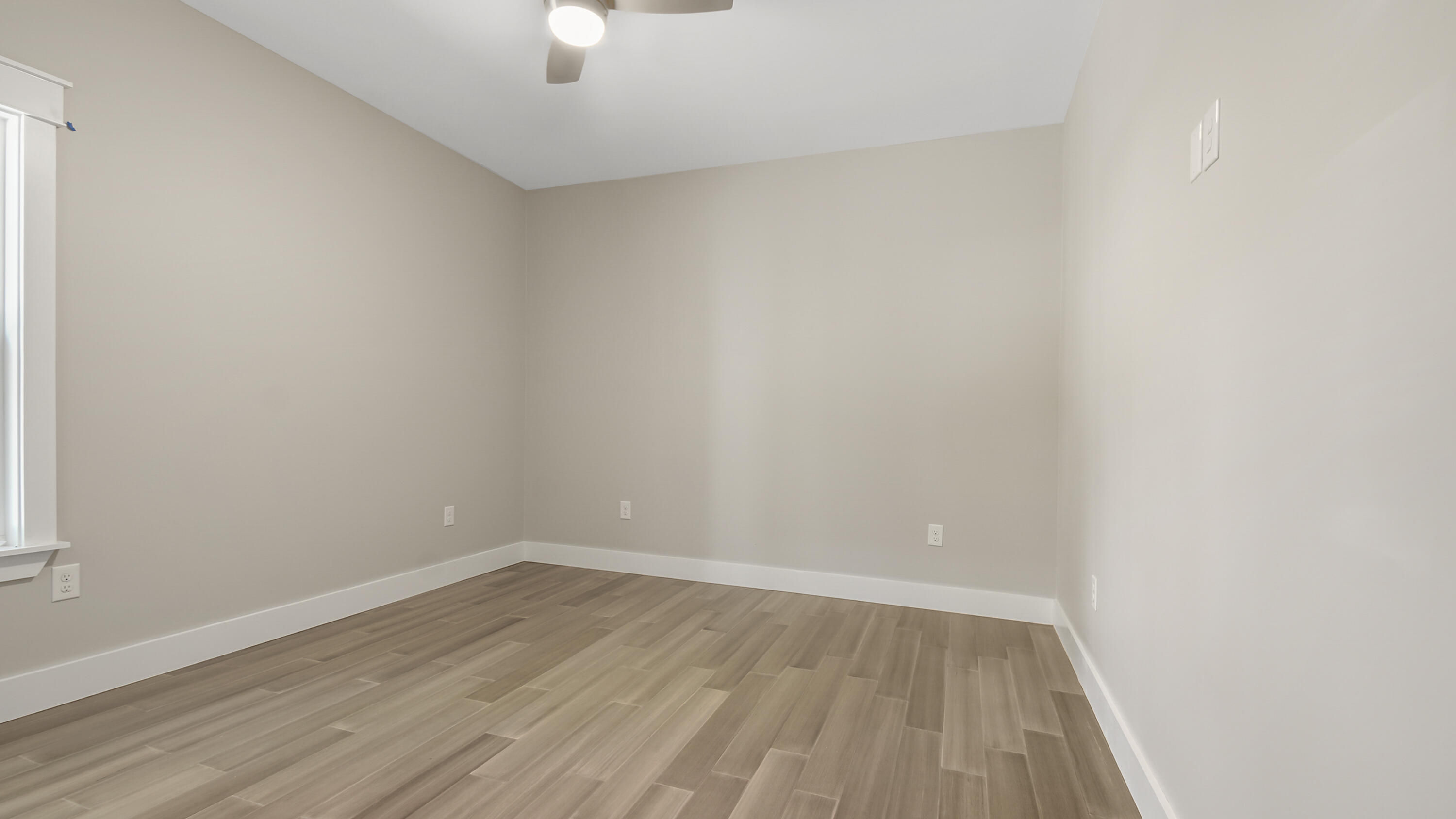 LAKE JUNIPER ESTATES - Residential