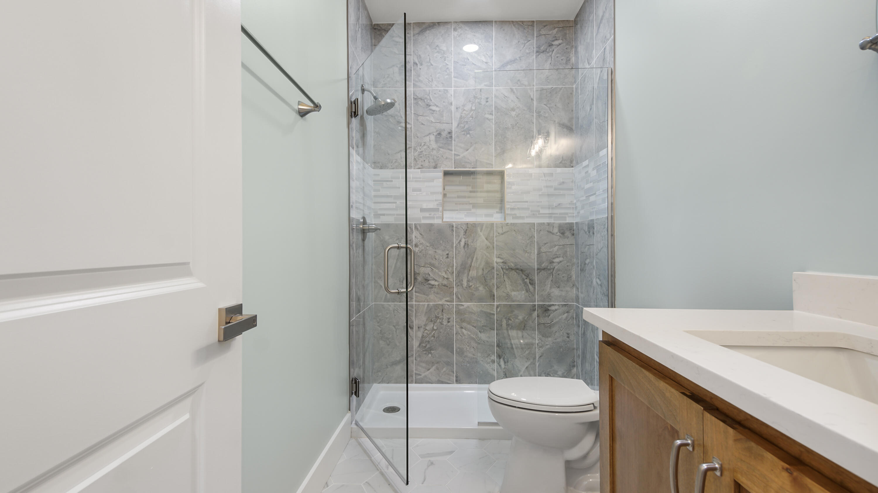 LAKE JUNIPER ESTATES - Residential