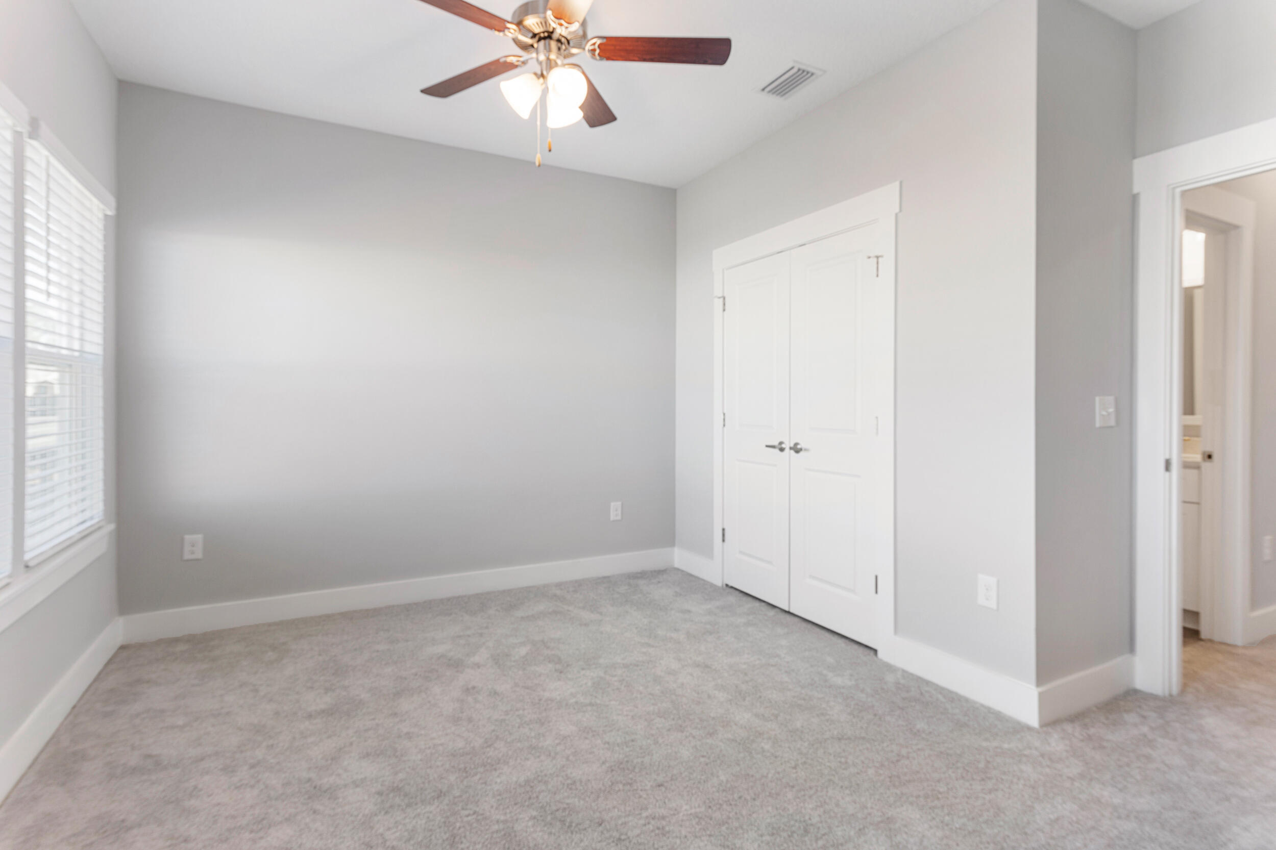 VERANDAS OF FREEPORT, THE - Residential