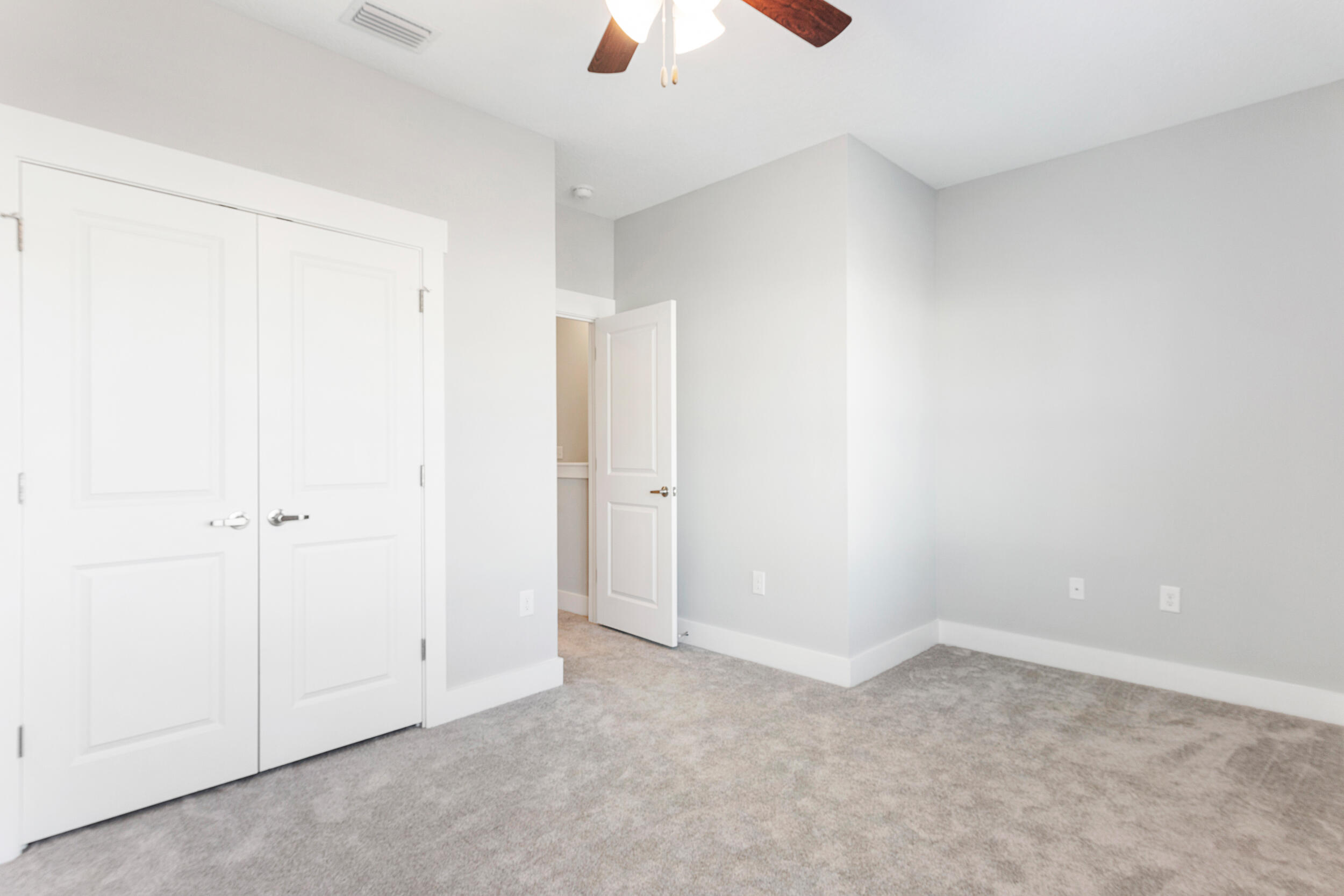 VERANDAS OF FREEPORT, THE - Residential