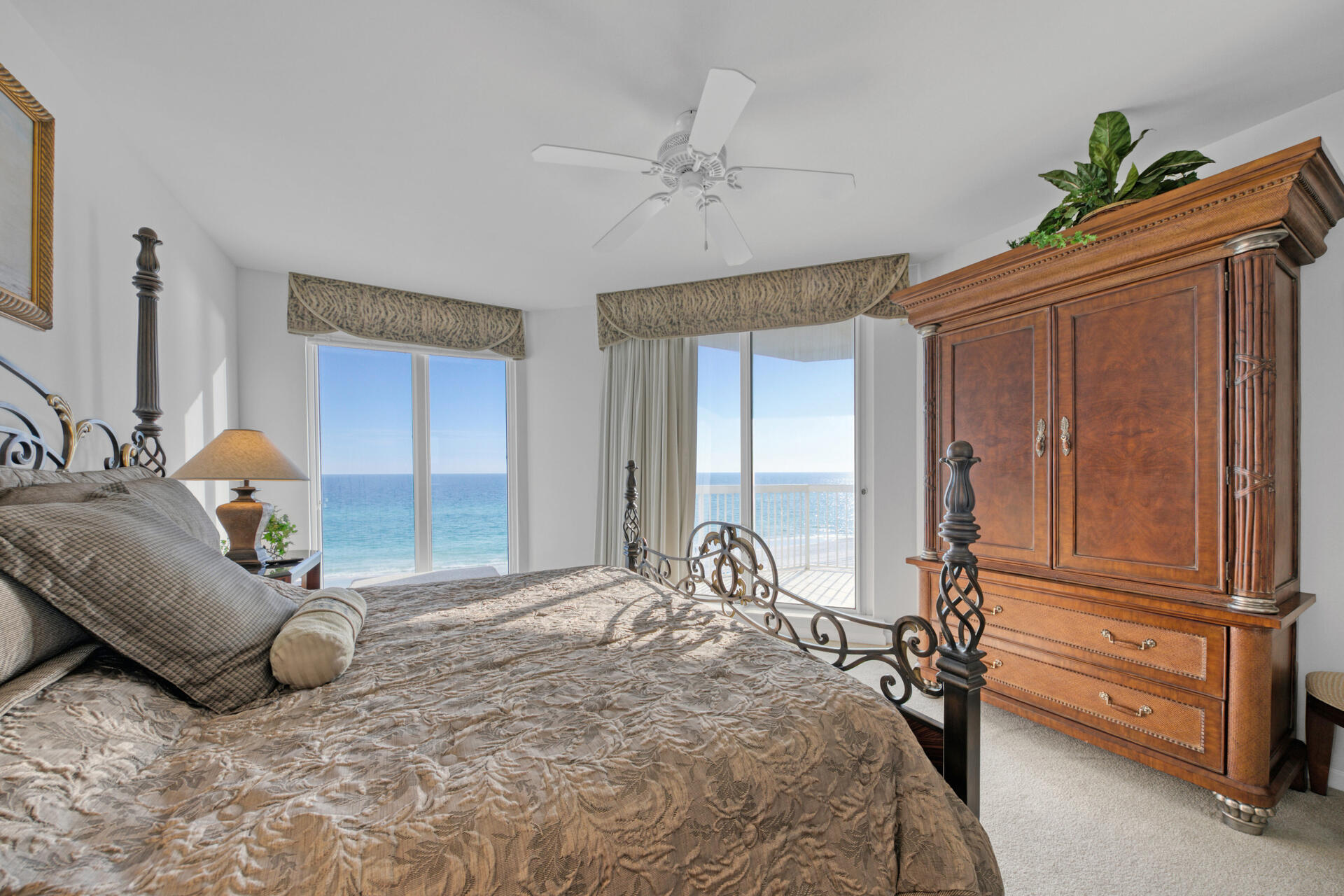Silver Beach Towers East - Residential