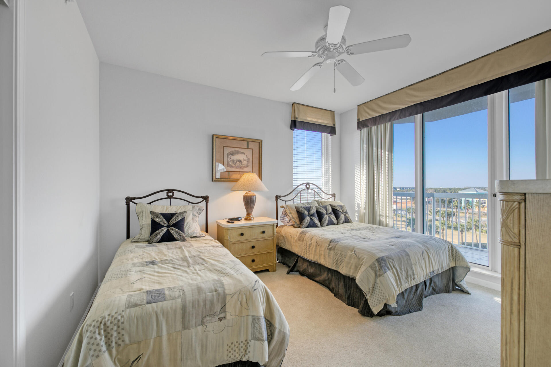 Silver Beach Towers East - Residential
