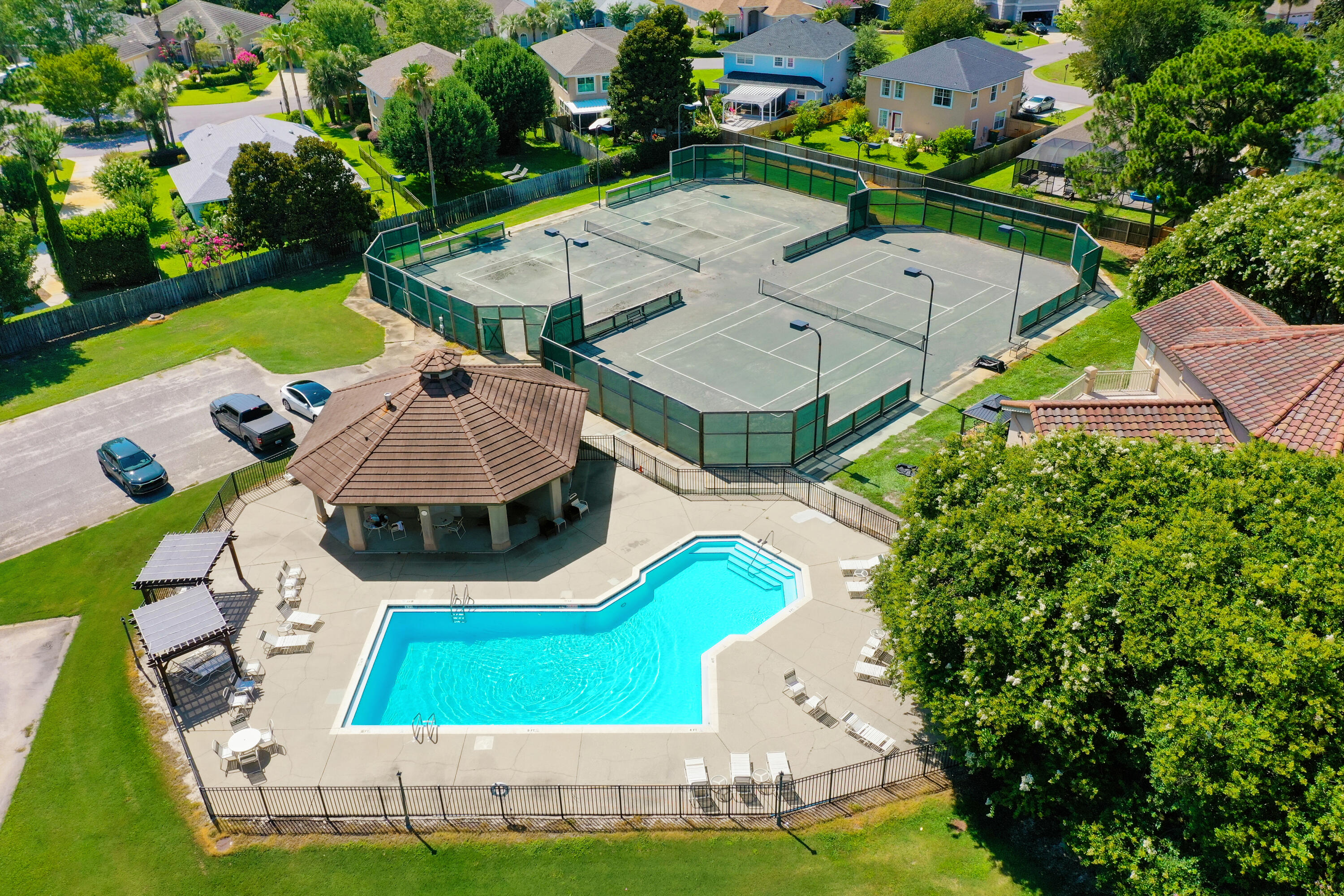 EMERALD BAY PH 1-B - Residential
