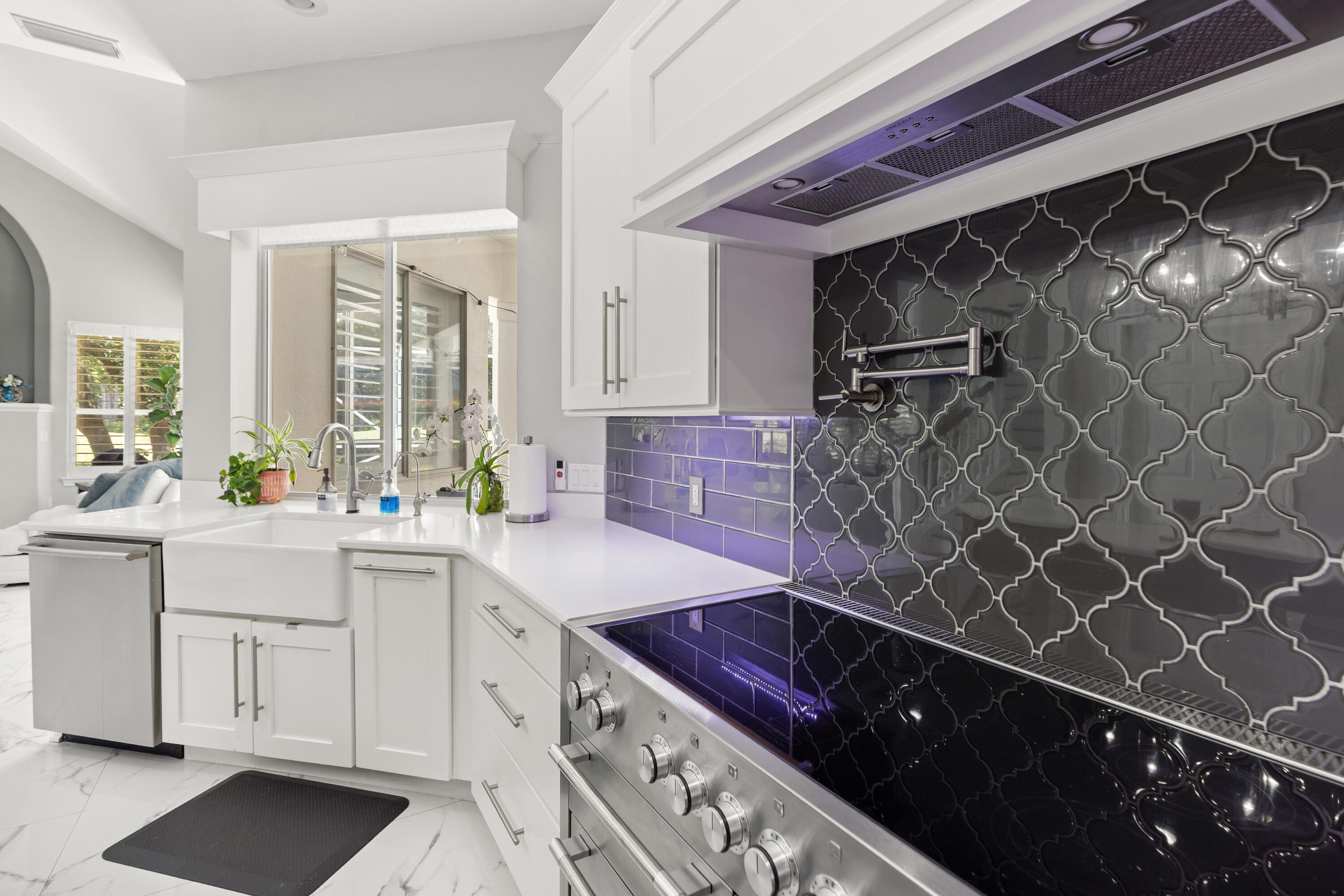 EMERALD BAY PH 1-B - Residential