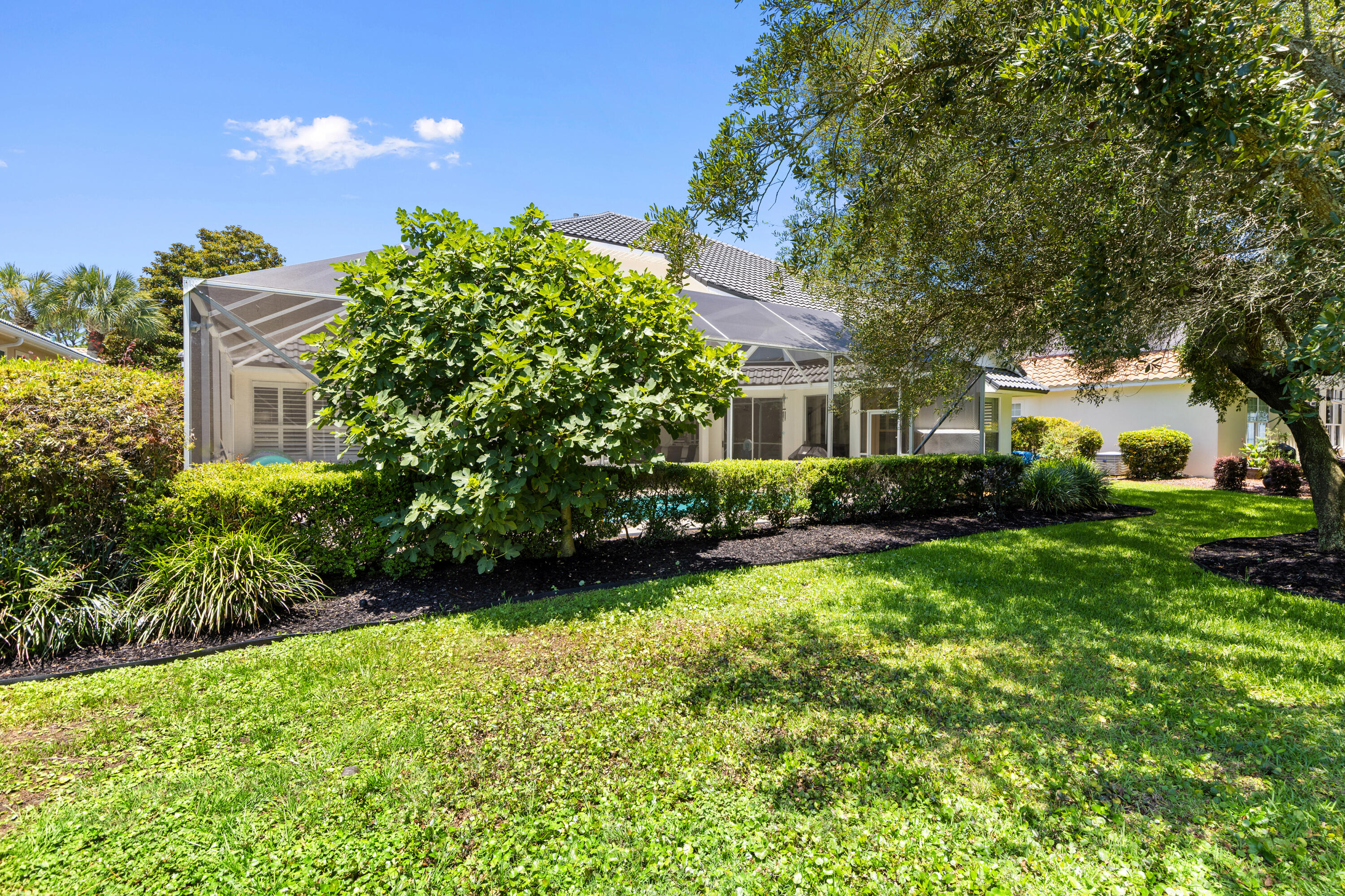 EMERALD BAY PH 1-B - Residential