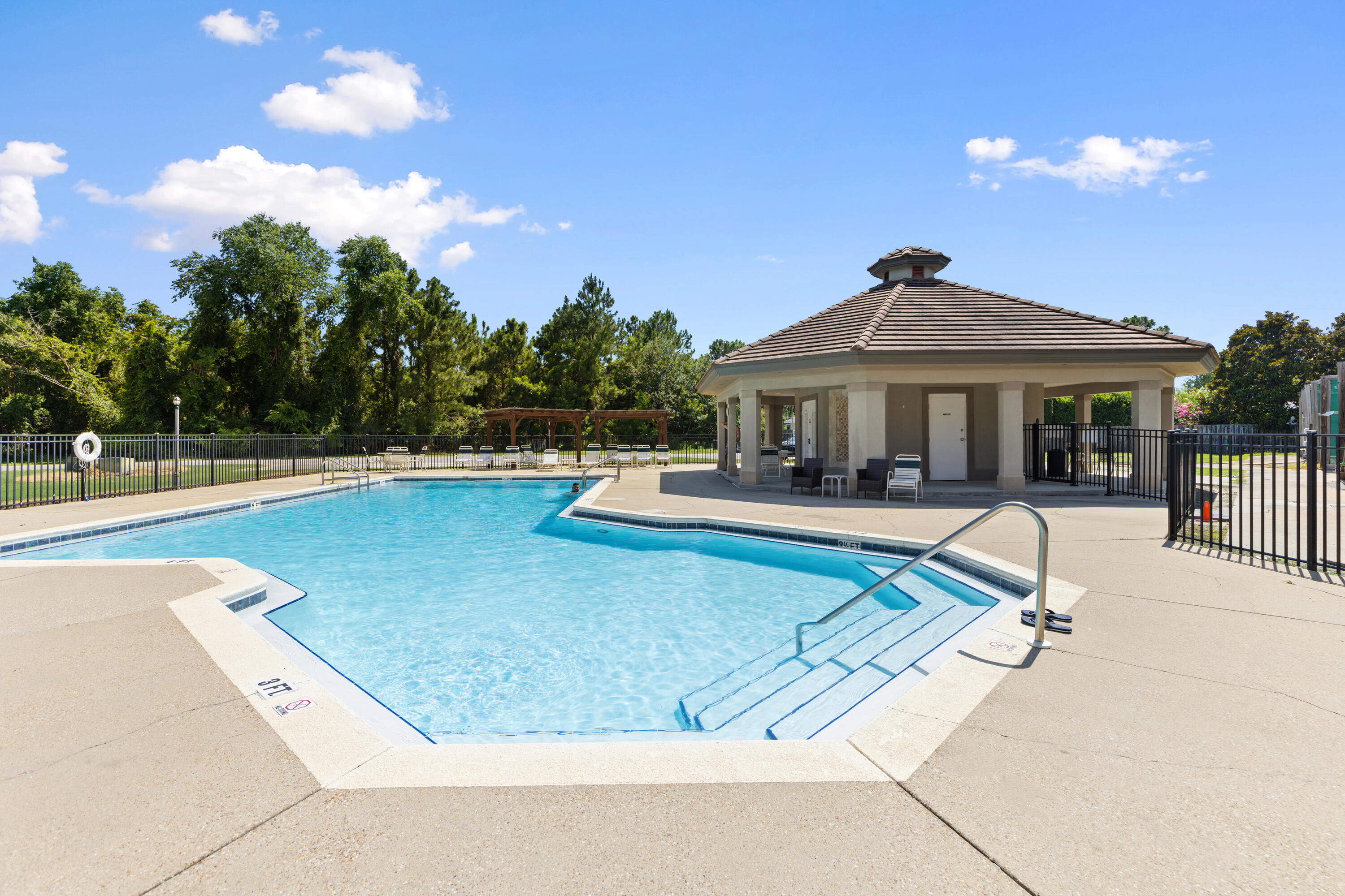 EMERALD BAY PH 1-B - Residential