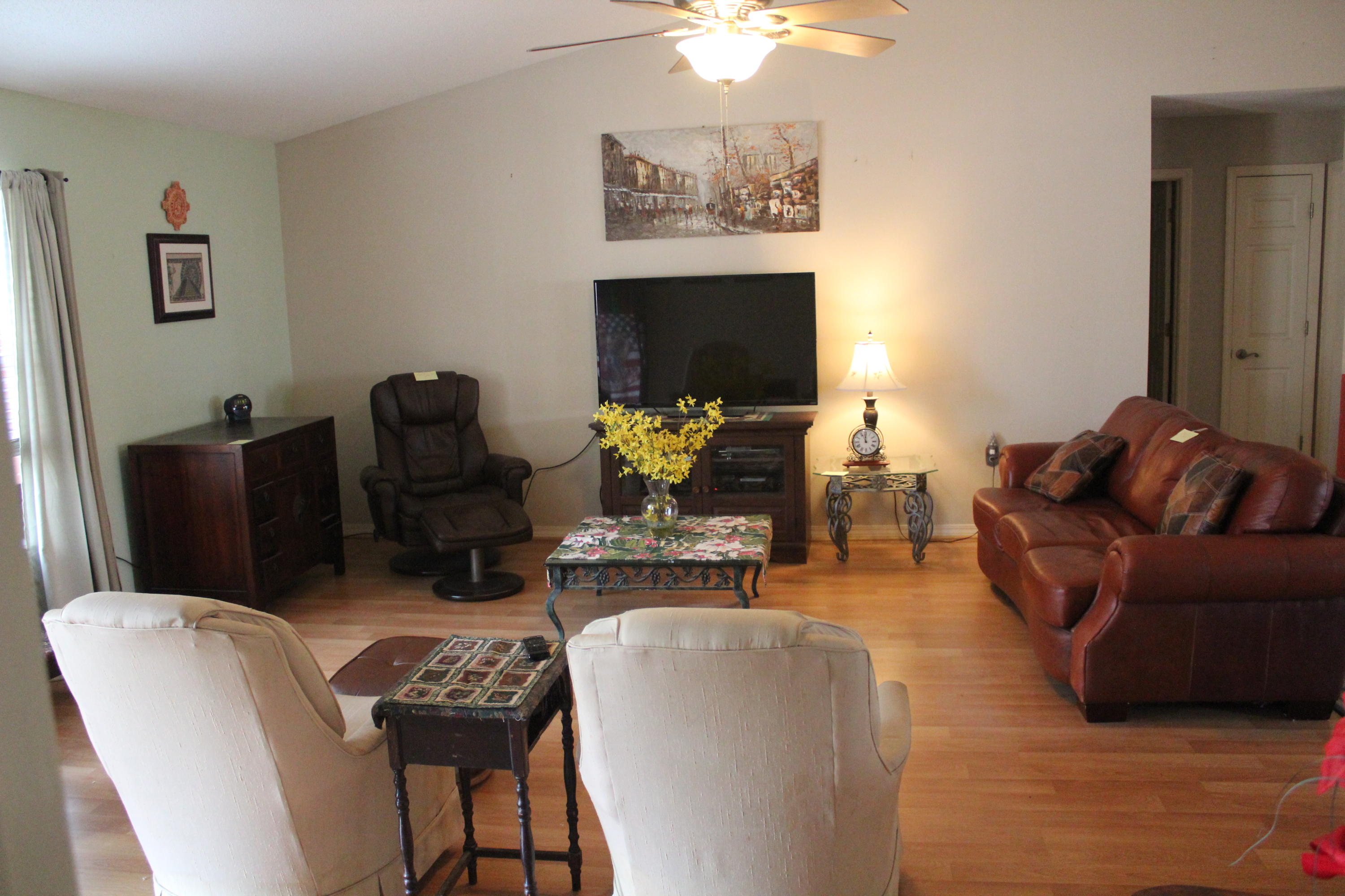 HICKORY SHORES - Residential