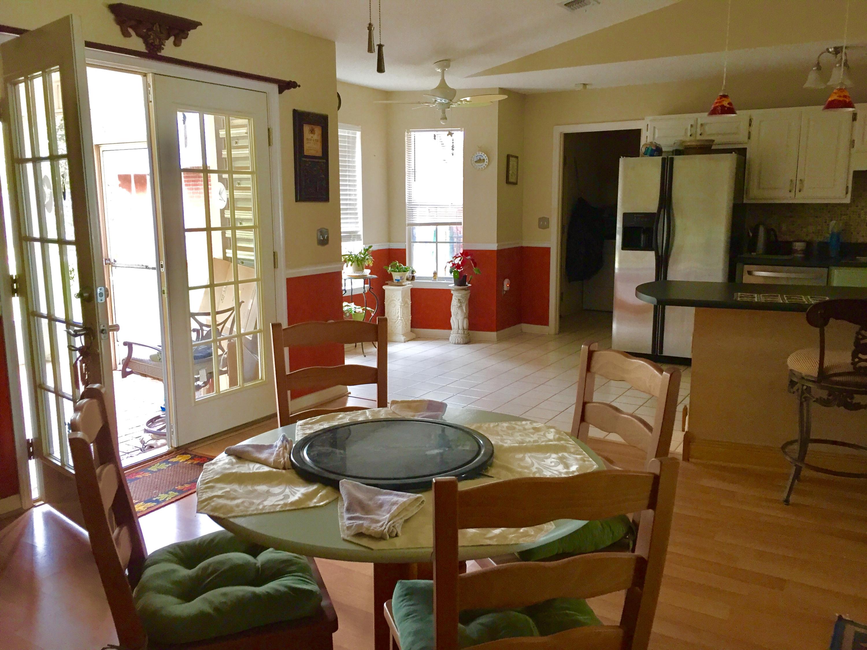 HICKORY SHORES - Residential