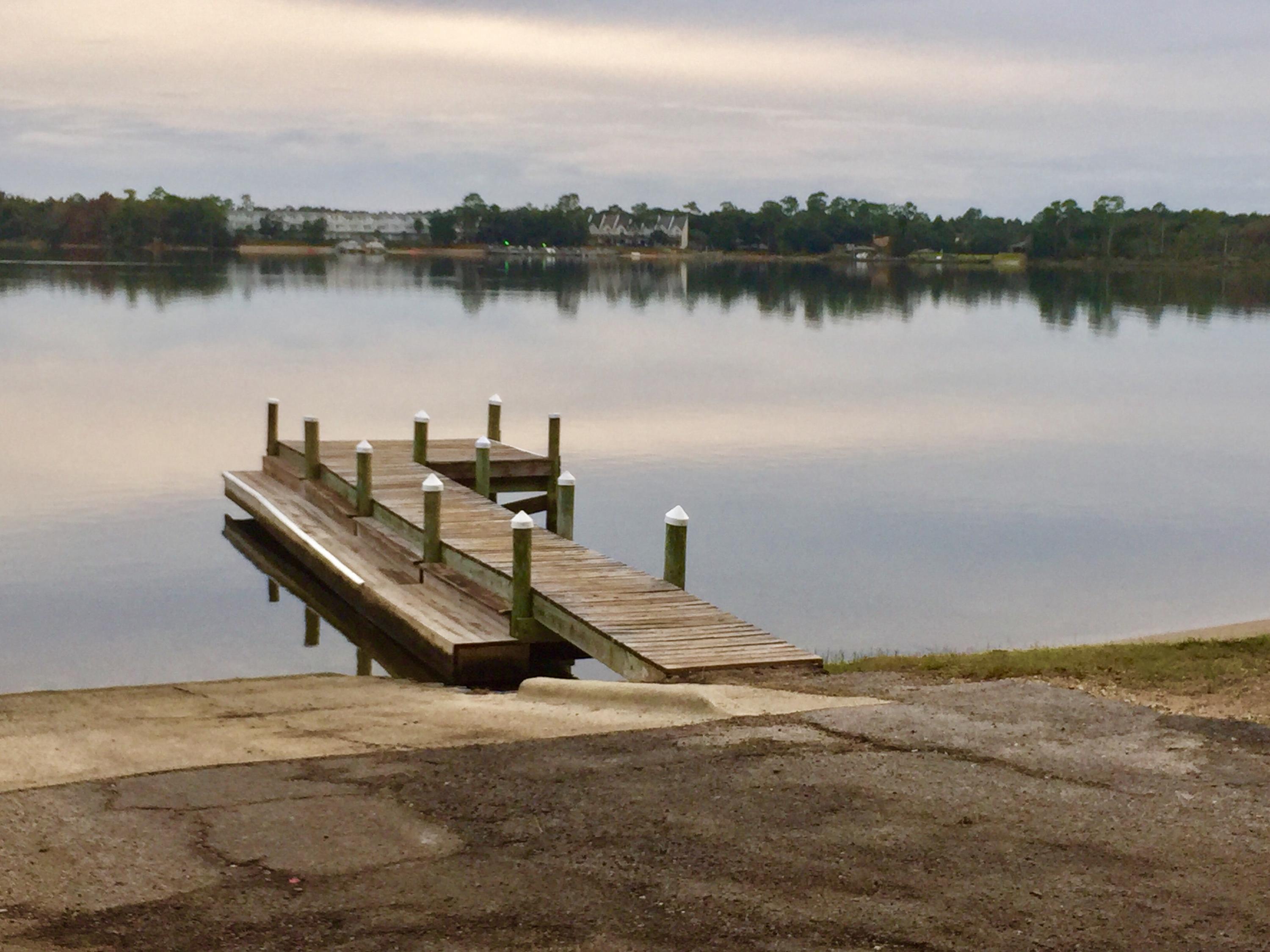 HICKORY SHORES - Residential