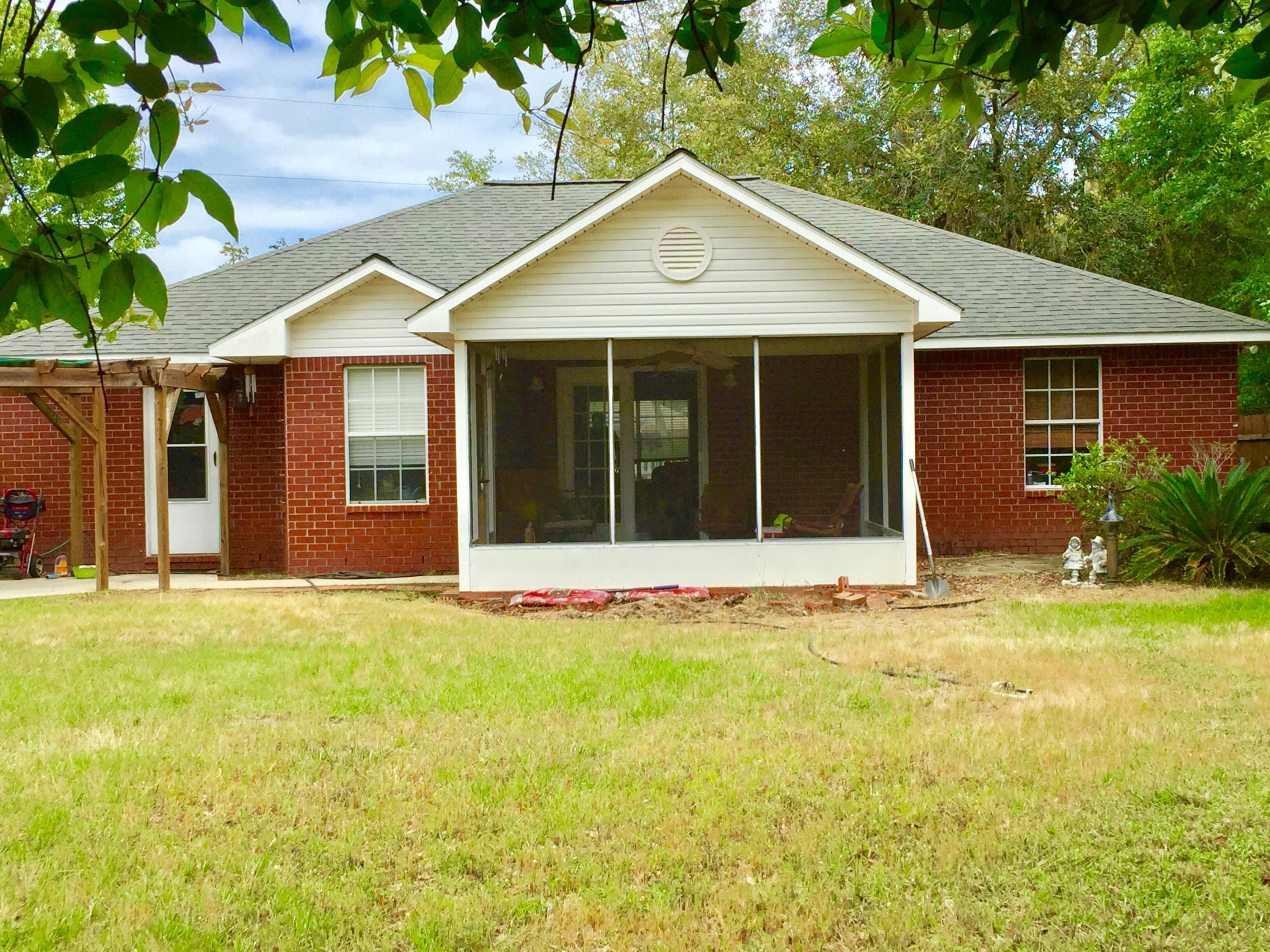 HICKORY SHORES - Residential