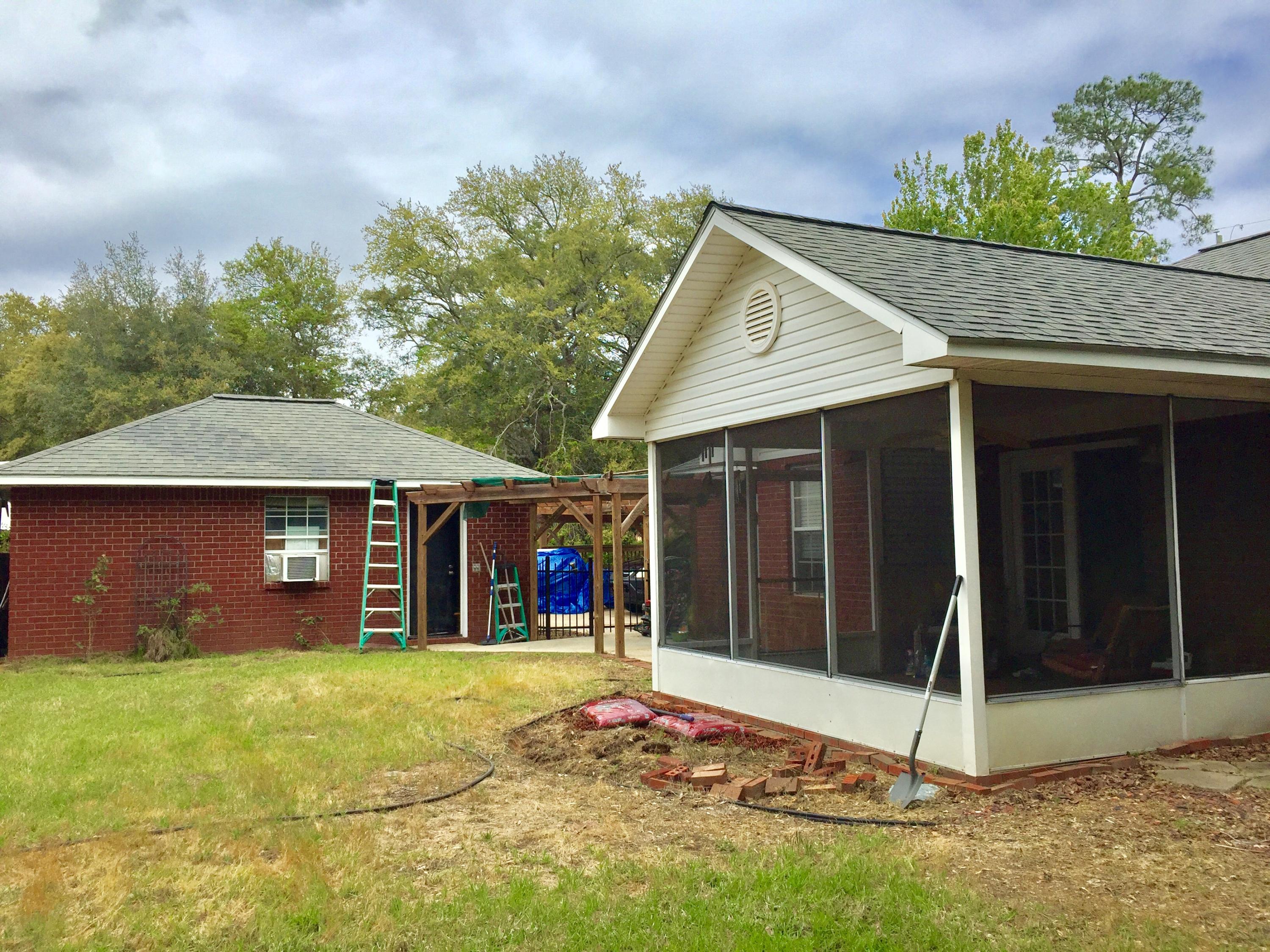 HICKORY SHORES - Residential