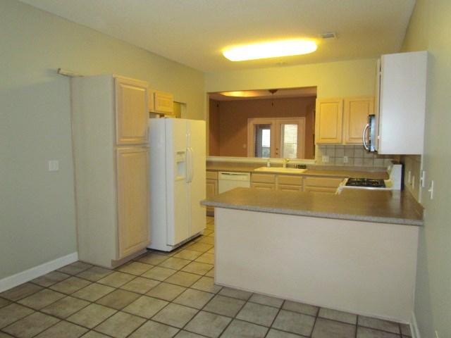 CHACATO LANDING - Residential Lease