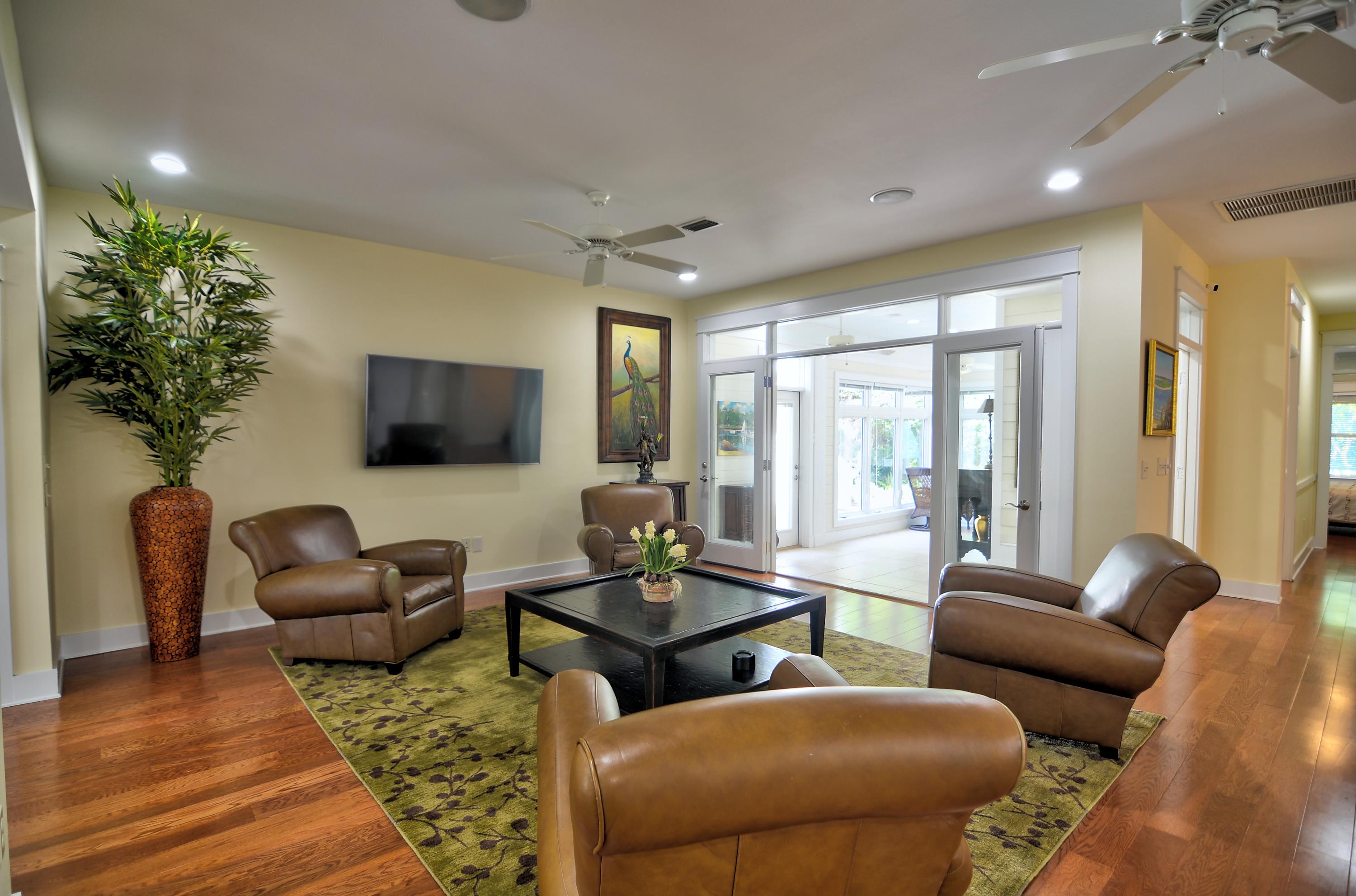 SEABREEZE - Residential