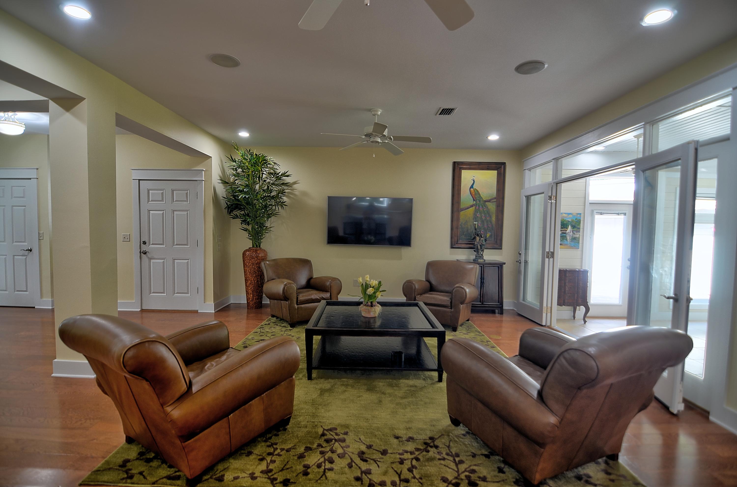 SEABREEZE - Residential