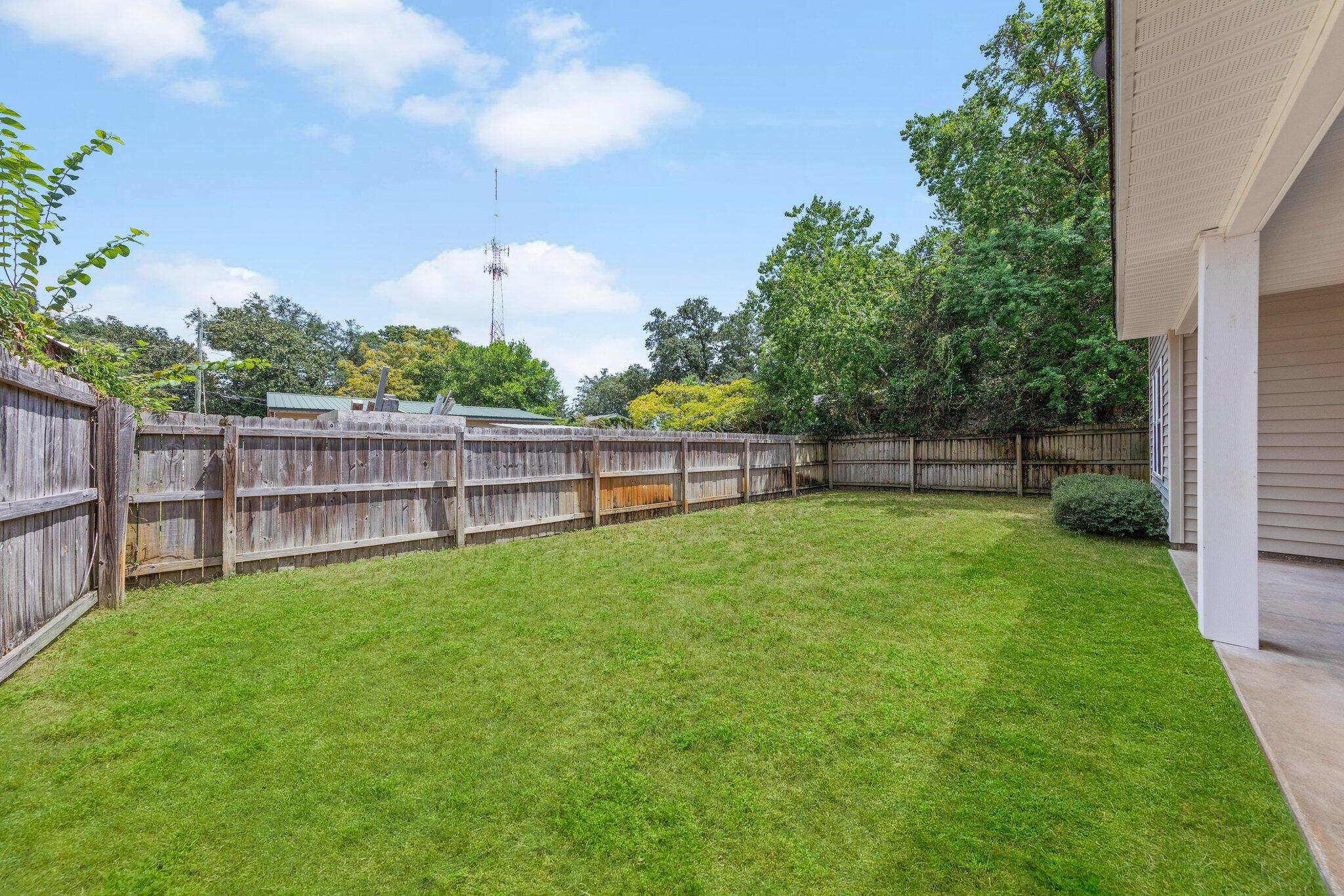 METES & BOUNDS - Residential Lease