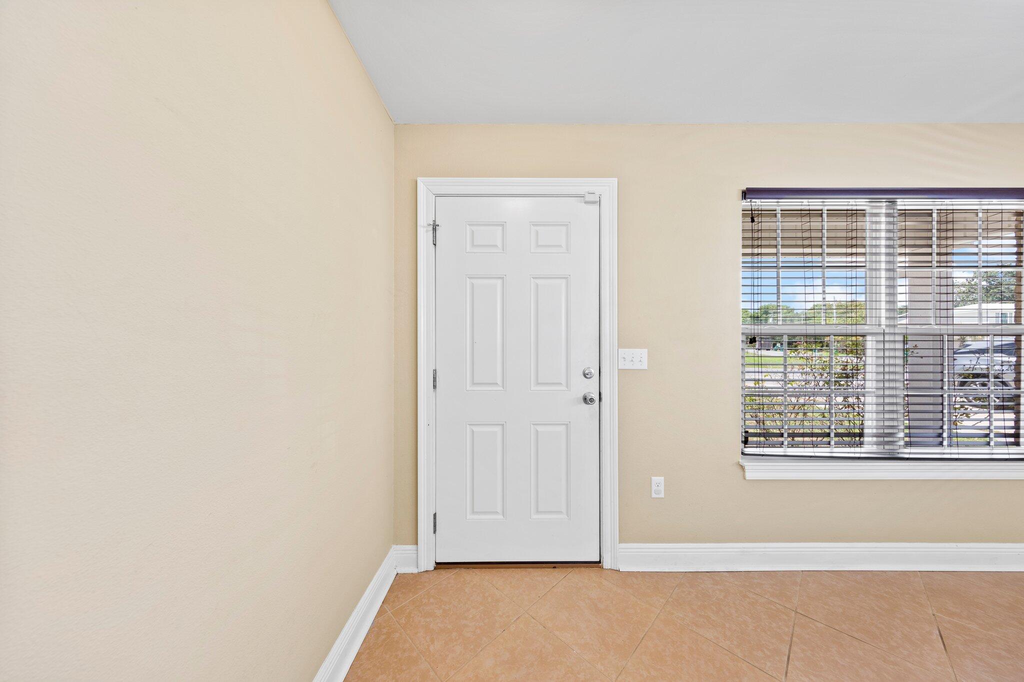 METES & BOUNDS - Residential Lease