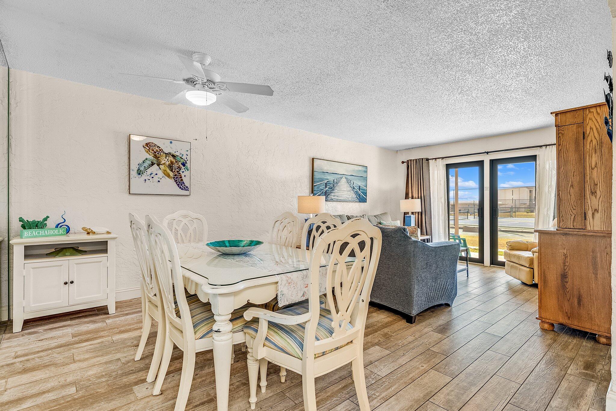 SUGAR BEACH T/H - Residential