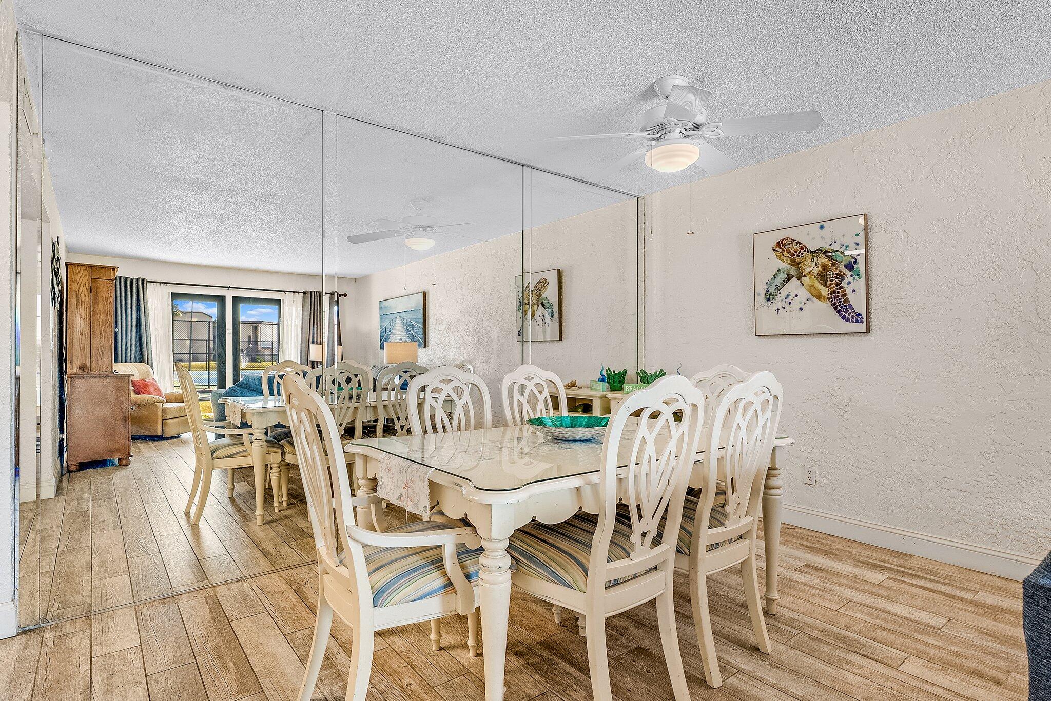 SUGAR BEACH T/H - Residential