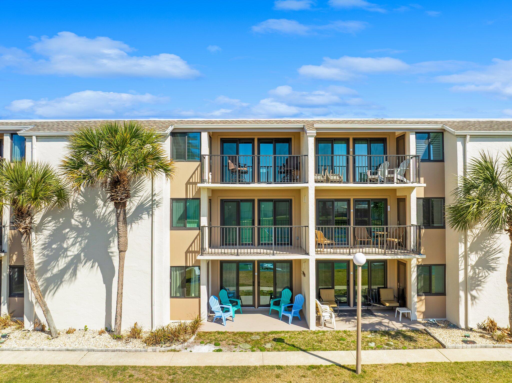 SUGAR BEACH T/H - Residential