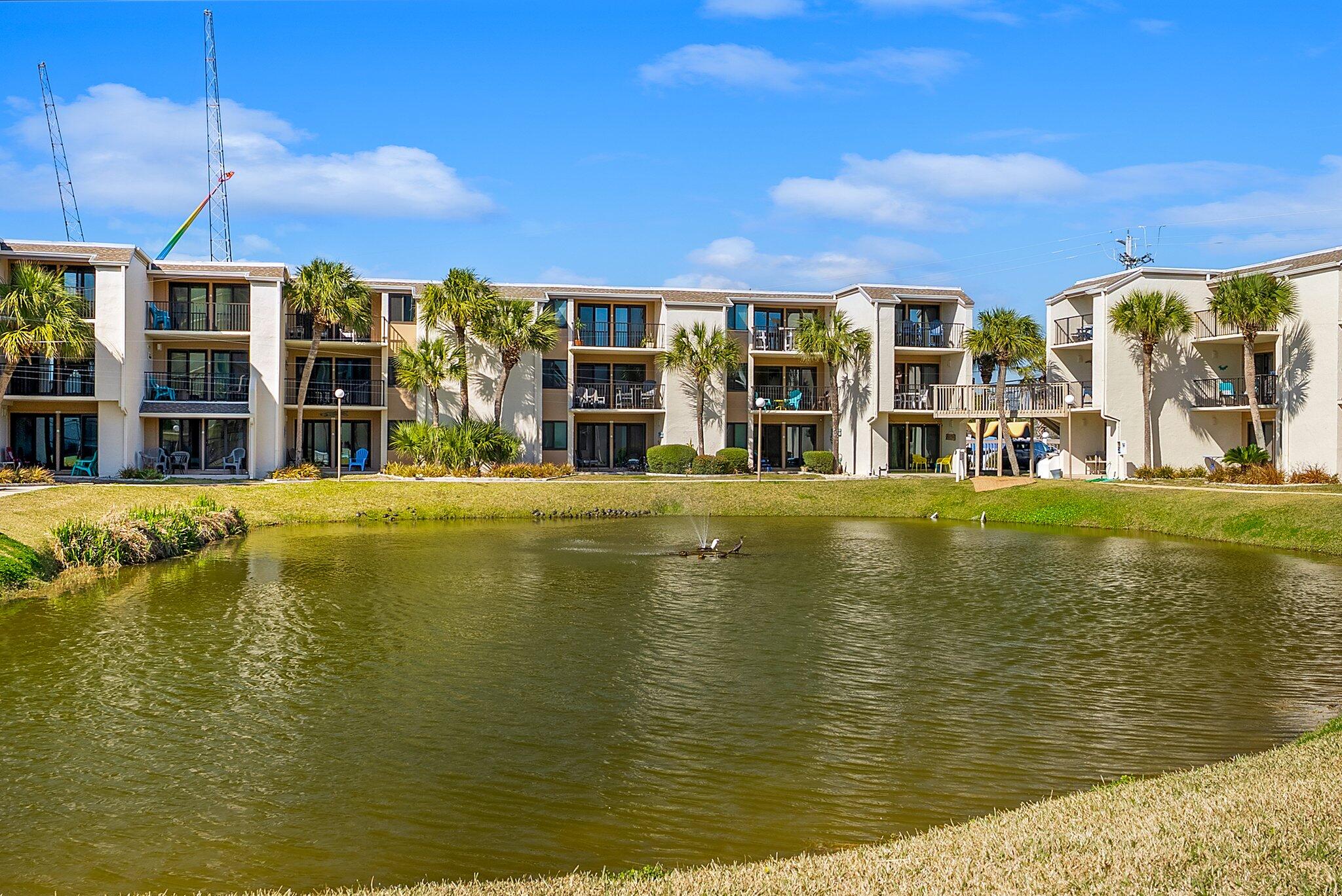 SUGAR BEACH T/H - Residential