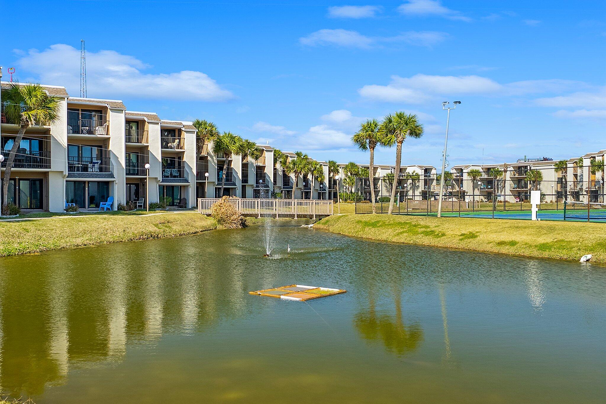 SUGAR BEACH T/H - Residential