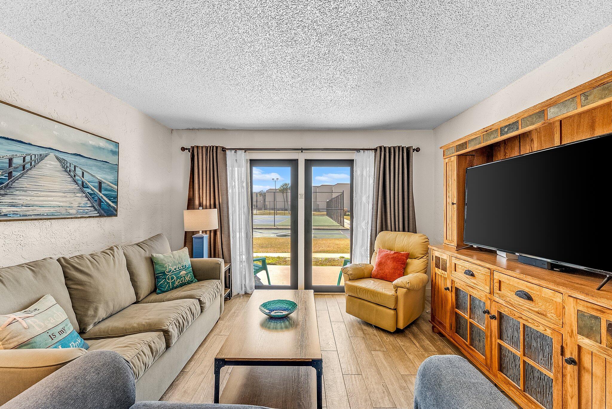 SUGAR BEACH T/H - Residential