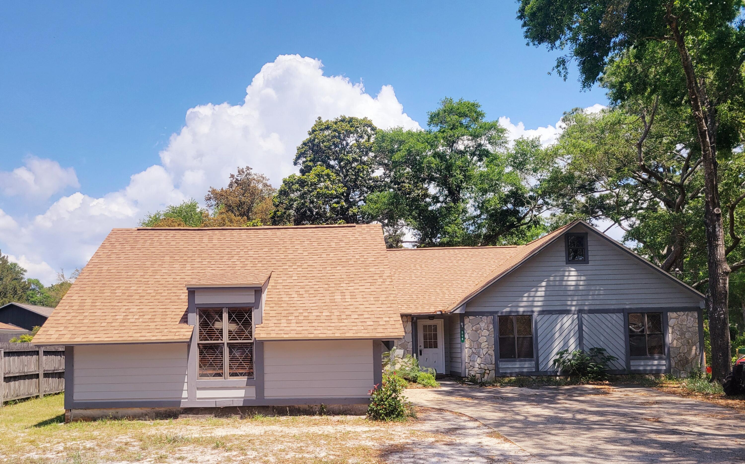 PINEWOOD ESTATES 2 - Residential