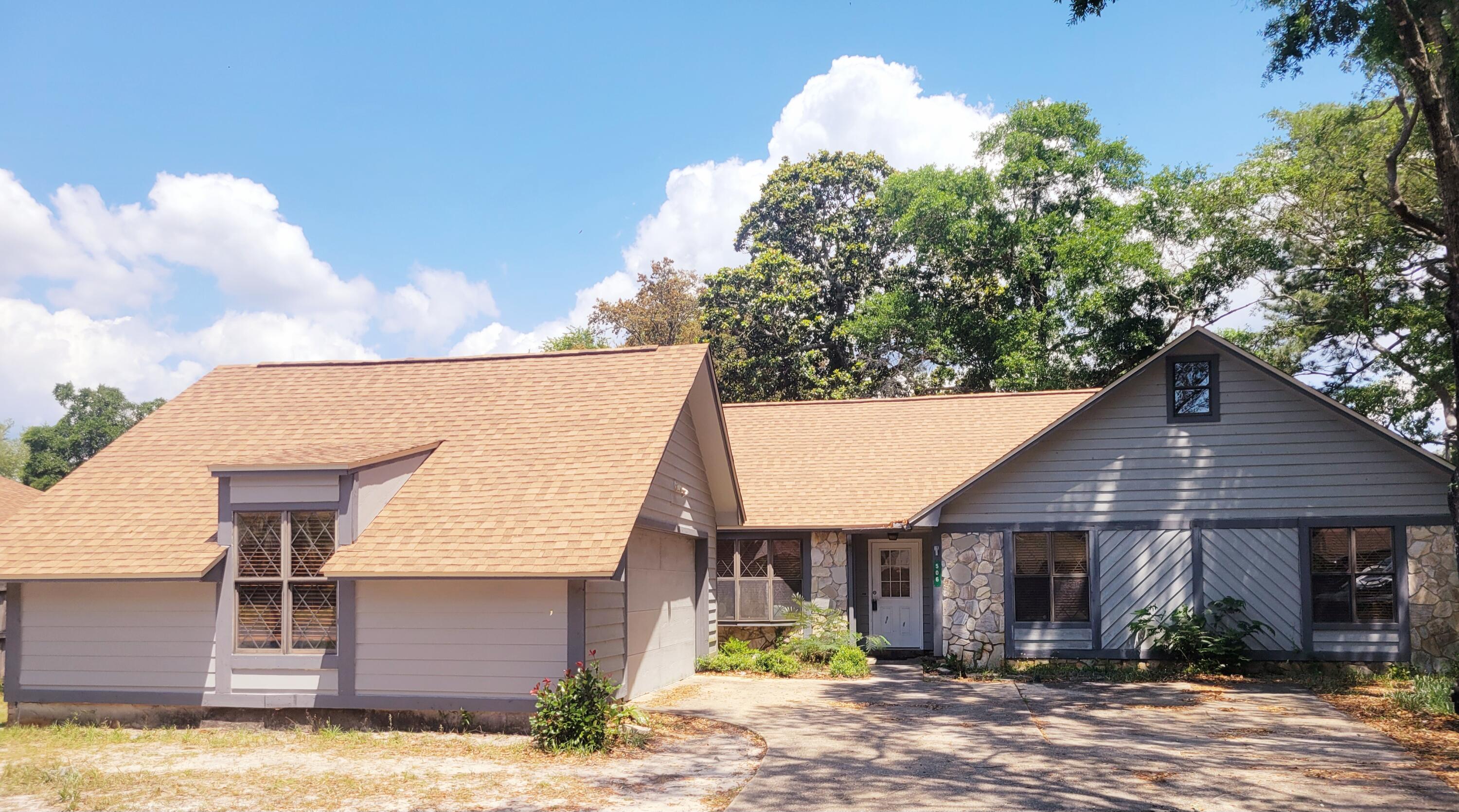 PINEWOOD ESTATES 2 - Residential