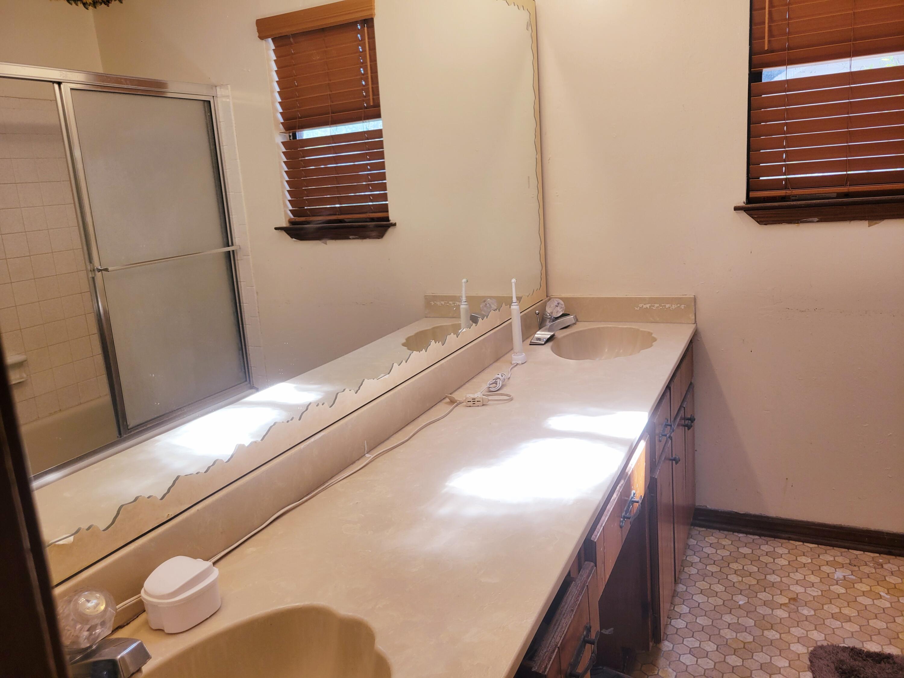 PINEWOOD ESTATES 2 - Residential