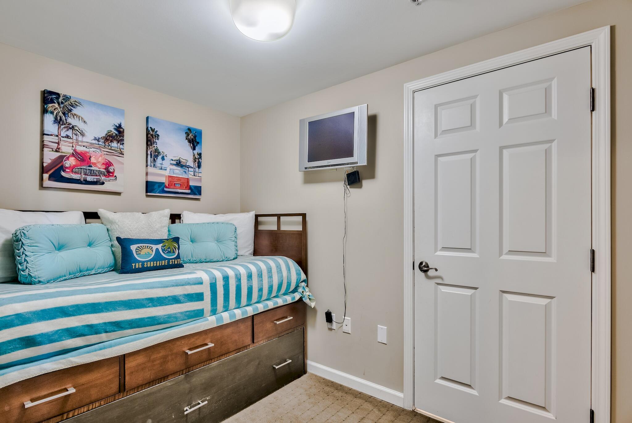 THE PALMS OF DESTIN - Residential